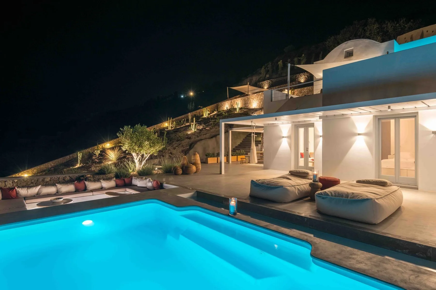 Satin Villa in Santorini