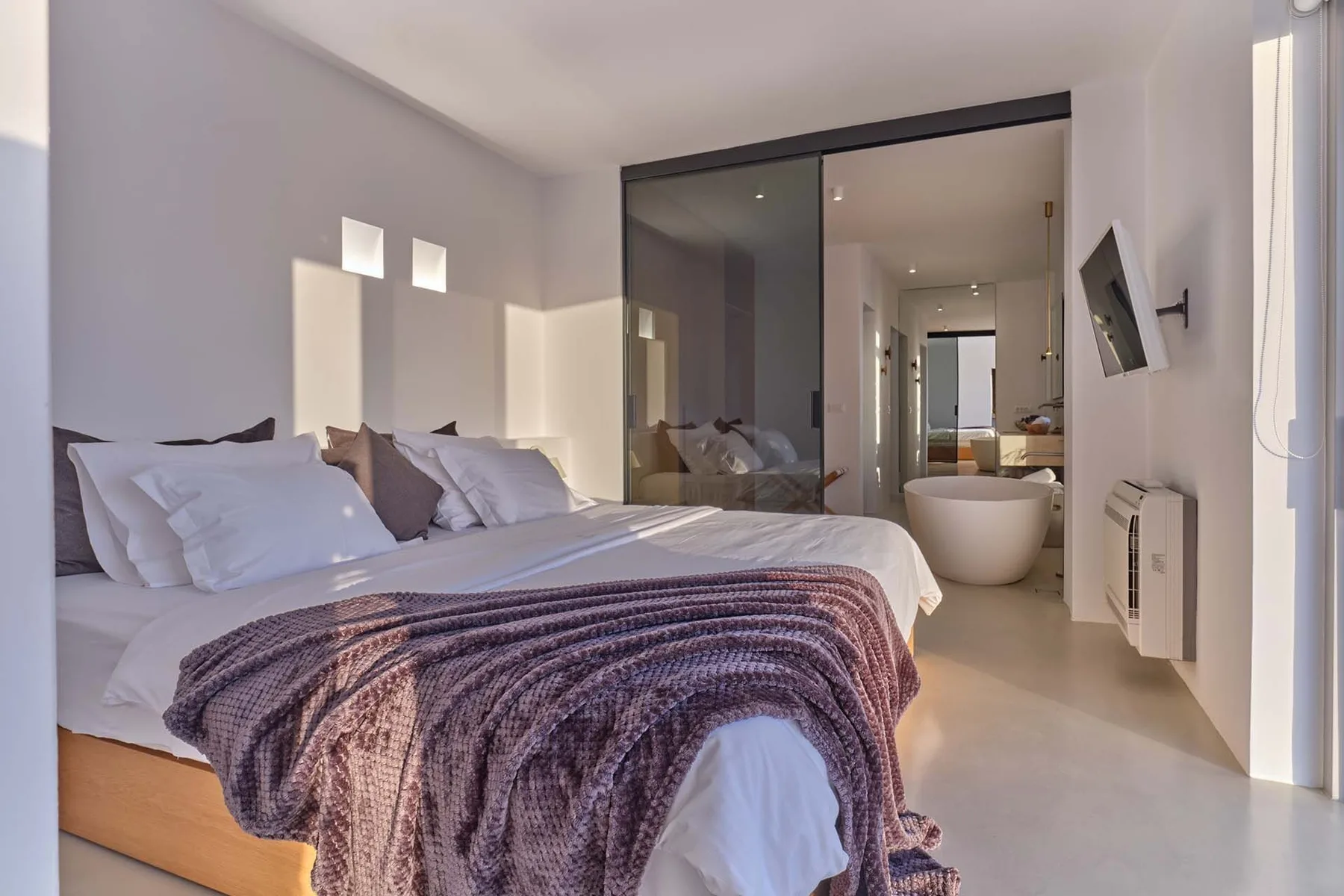 Satin Villa in Santorini
