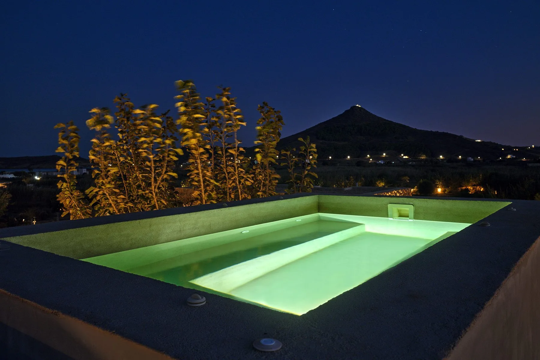 Marley villa in Paros
