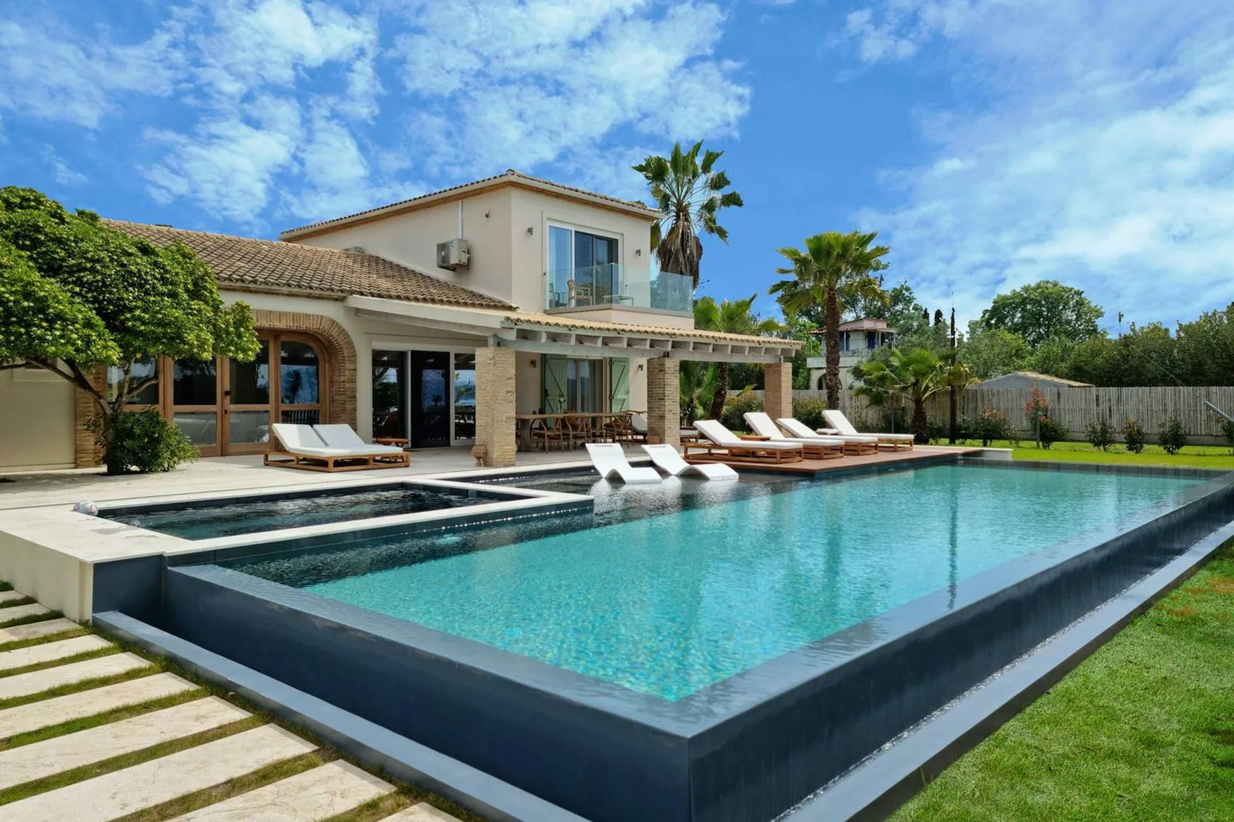 Jordan villa in Corfu