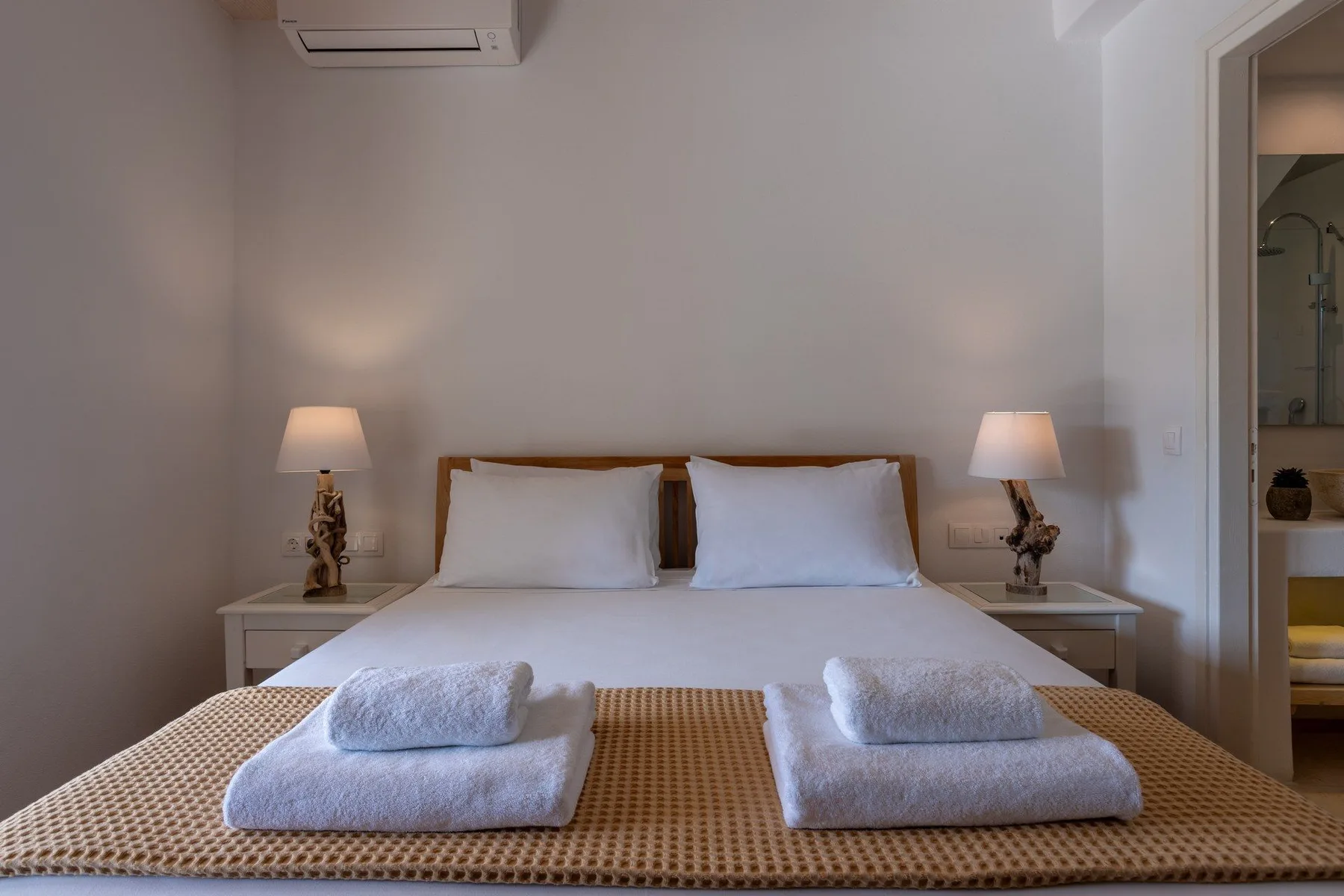 Jordan villa in Corfu