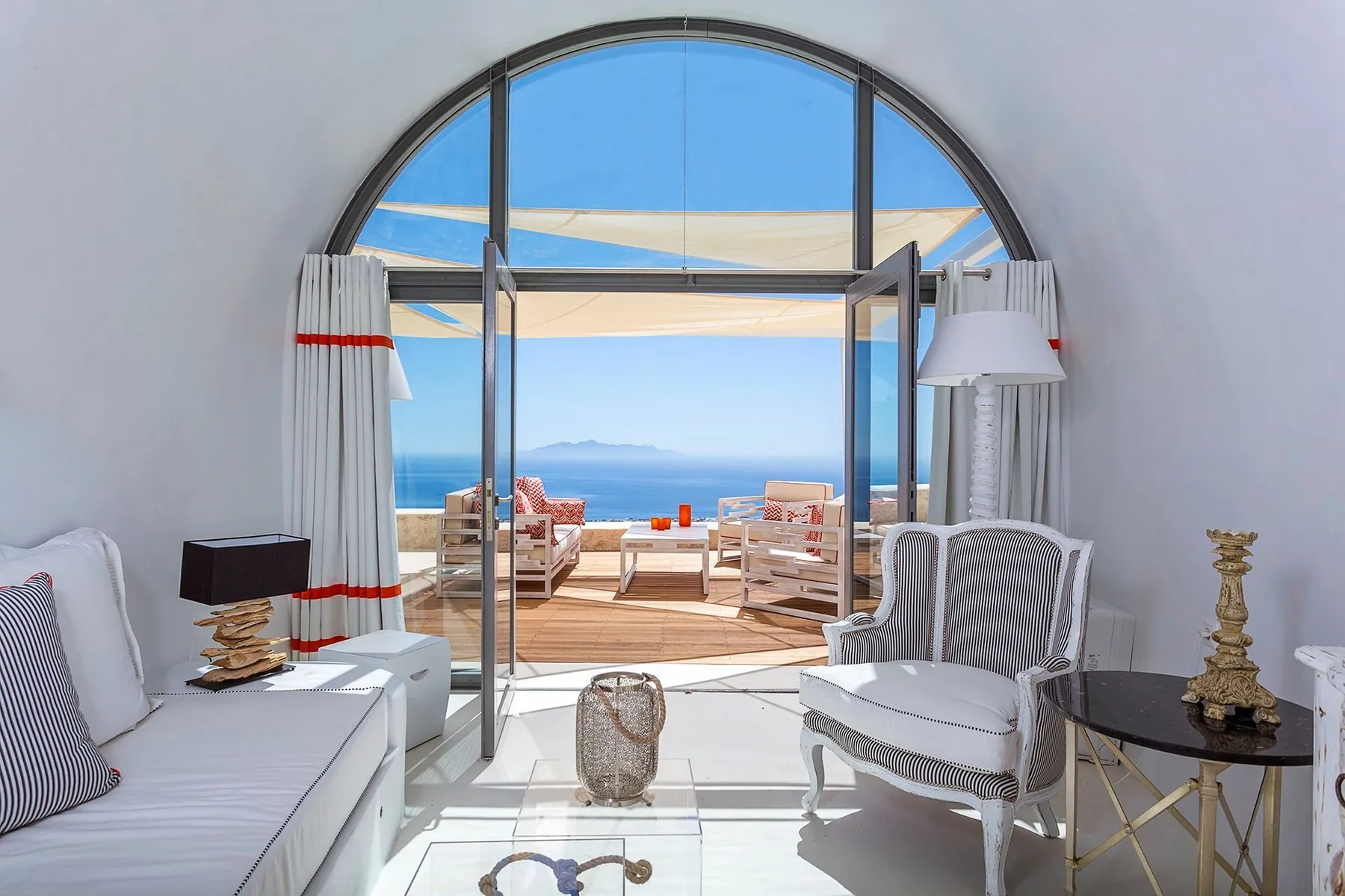 Celadon Villa in Santorini