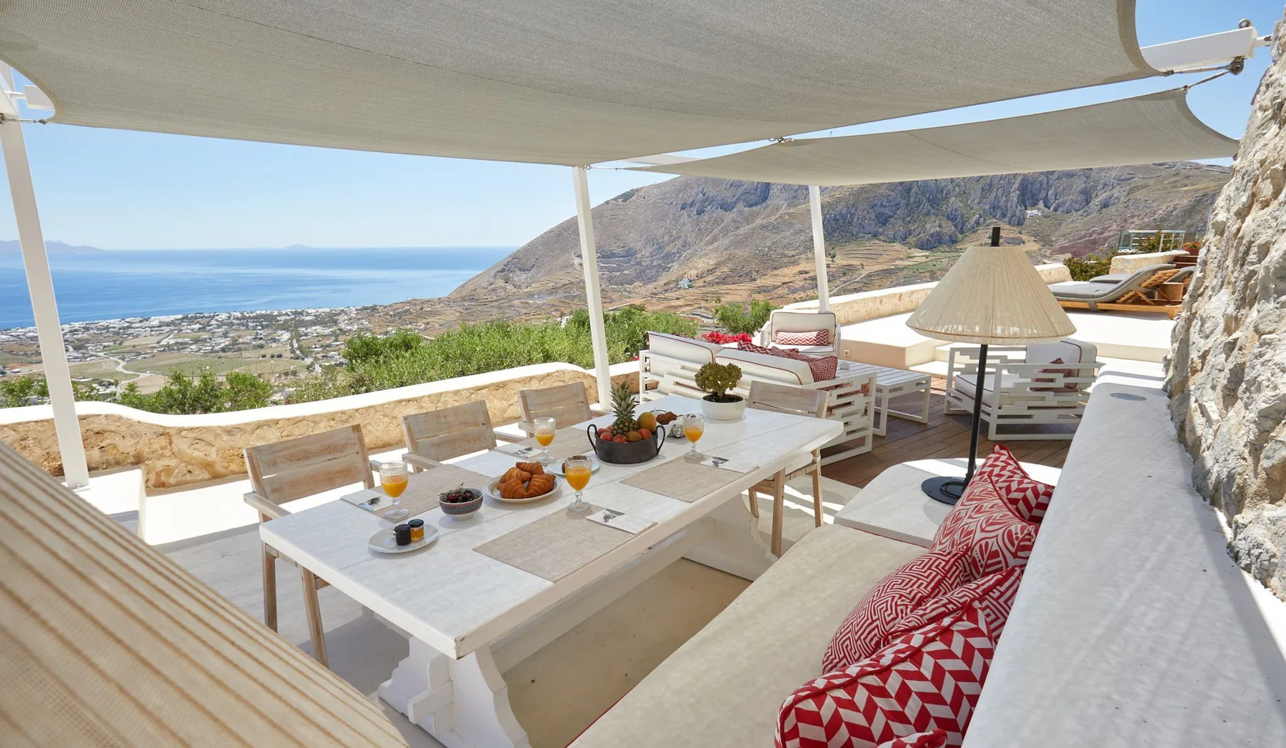 Celadon Villa in Santorini