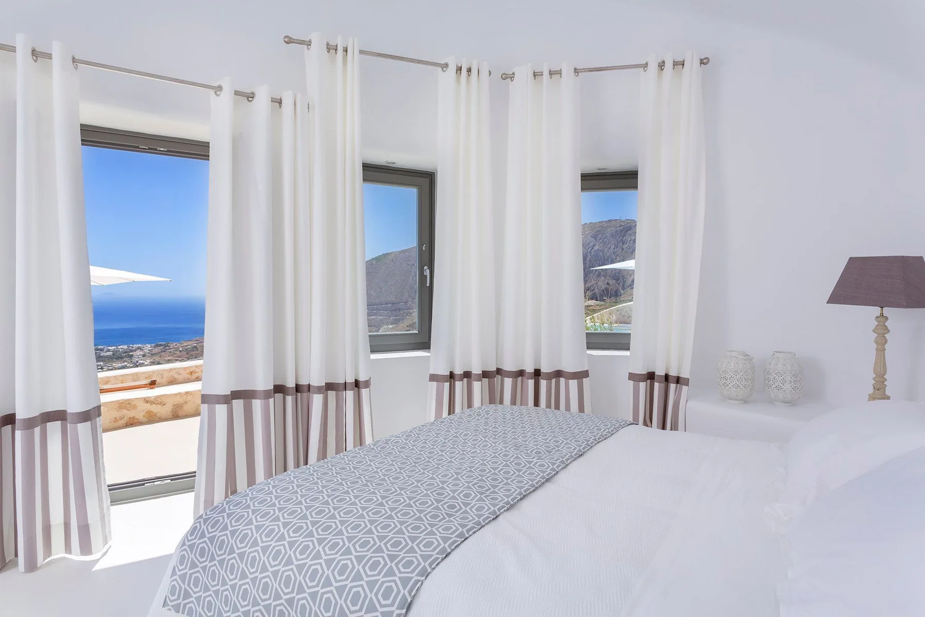 Celadon Villa in Santorini