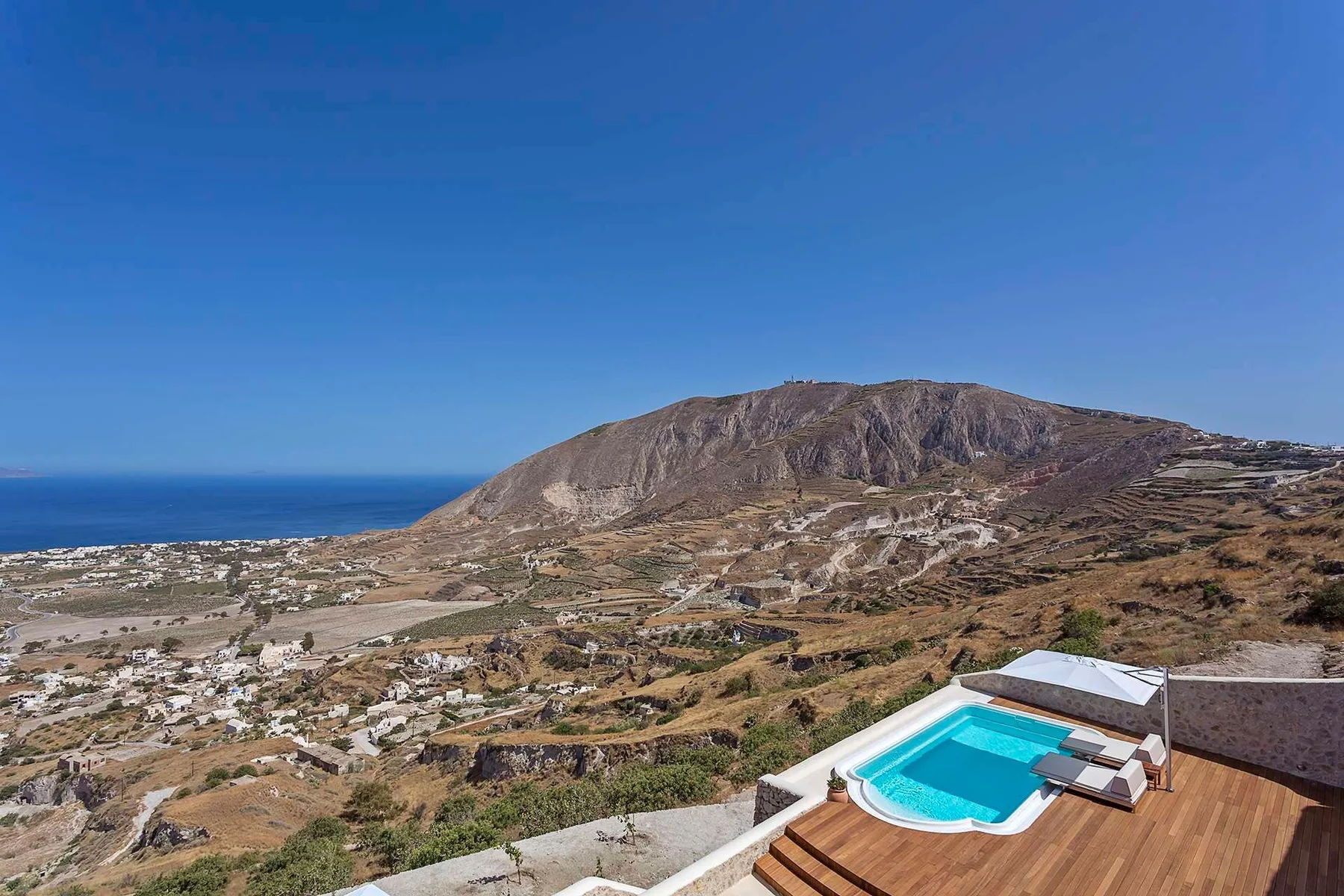 Celadon Villa in Santorini