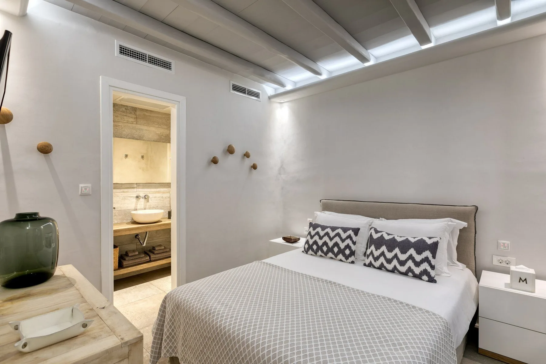 M One villa in Mykonos