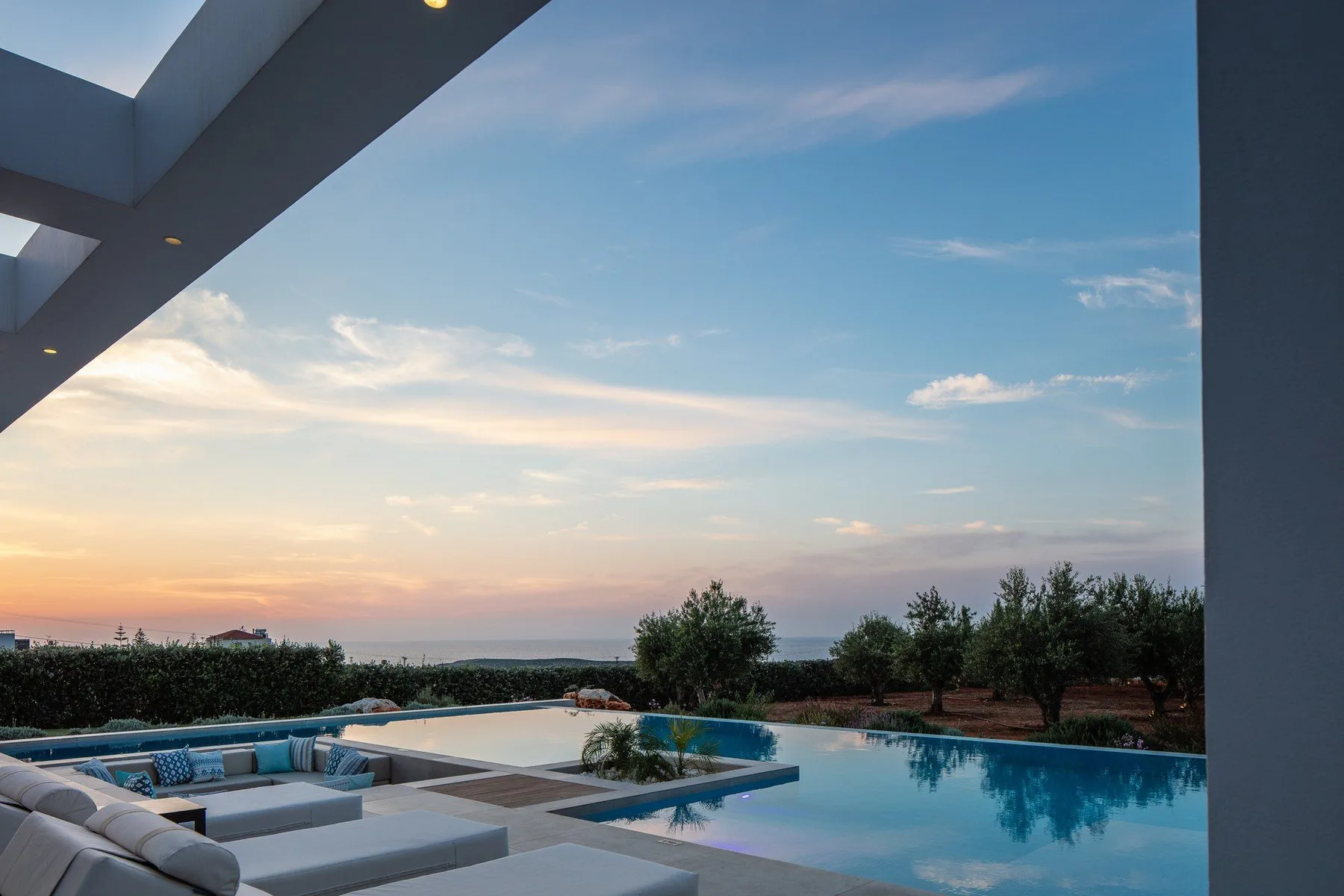 Neptune Villa in Crete
