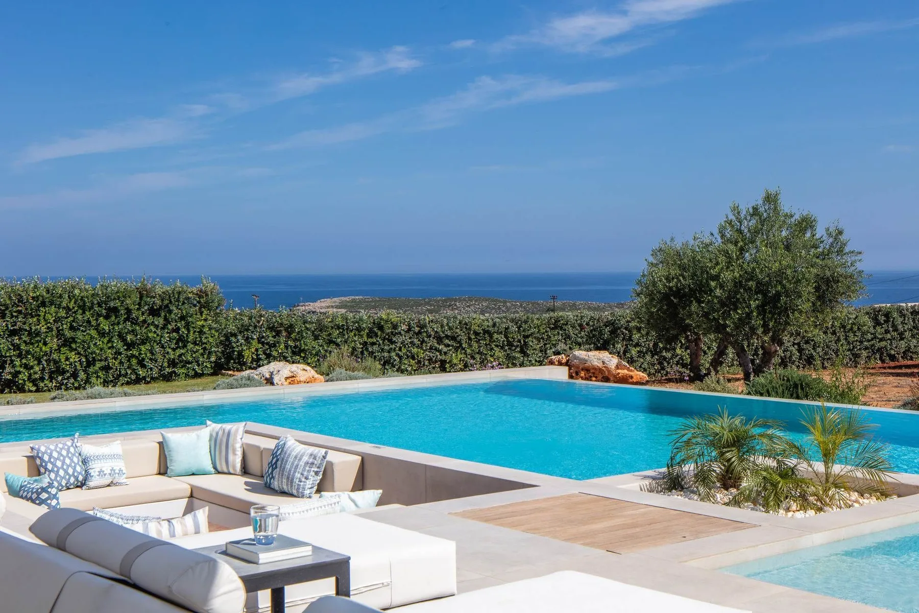 Neptune Villa in Crete