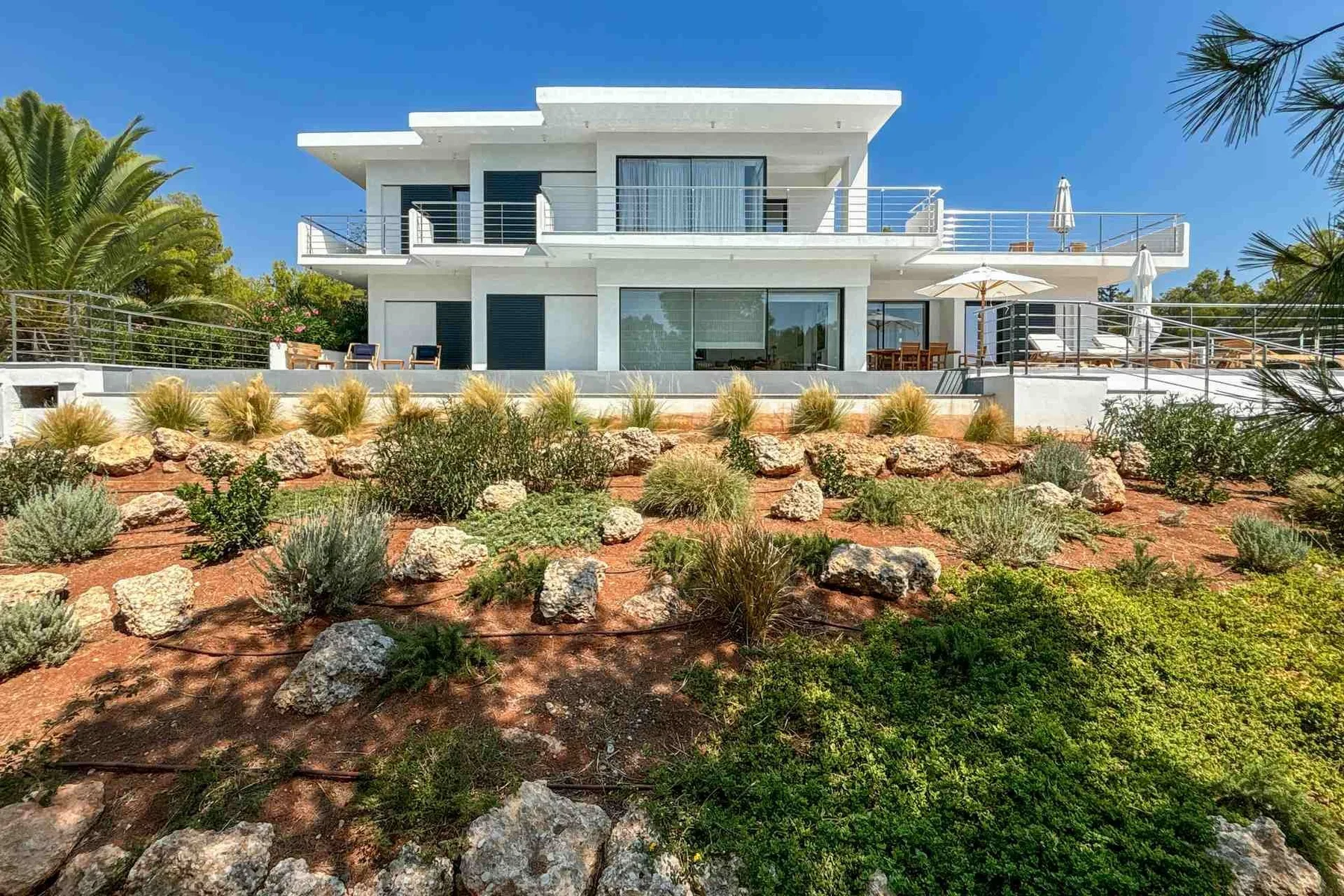 Floriana villa in Ermionida