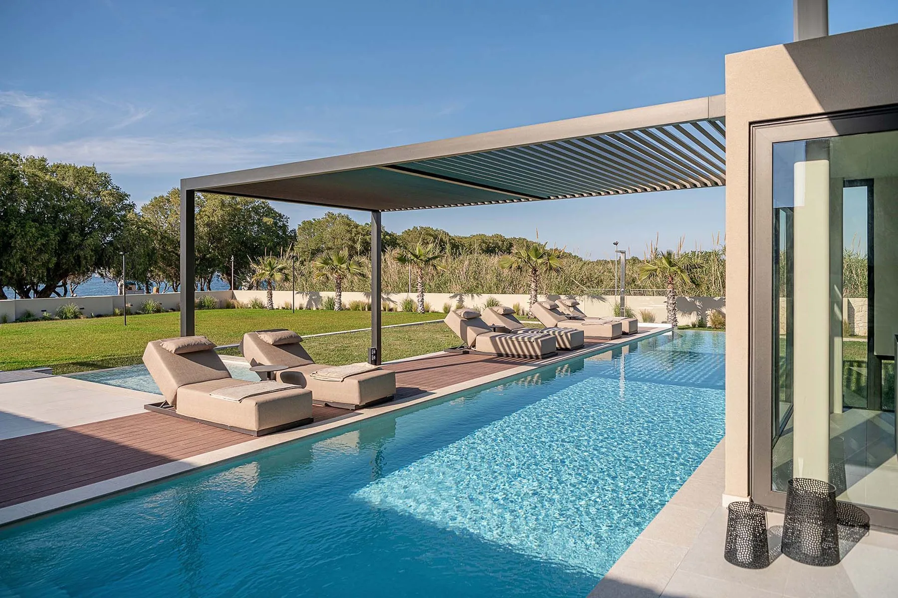 Linthipe villa in Crete