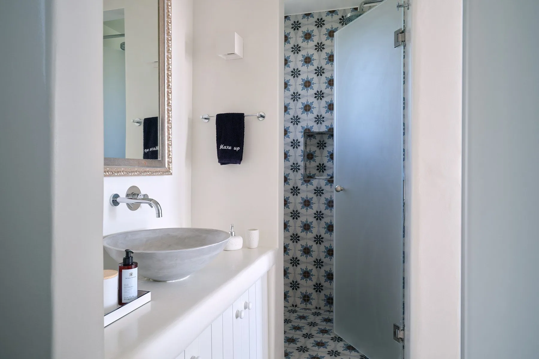 Majesty Villa in Paros