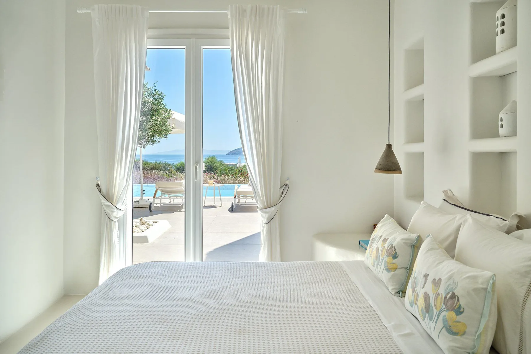 Majesty Villa in Paros