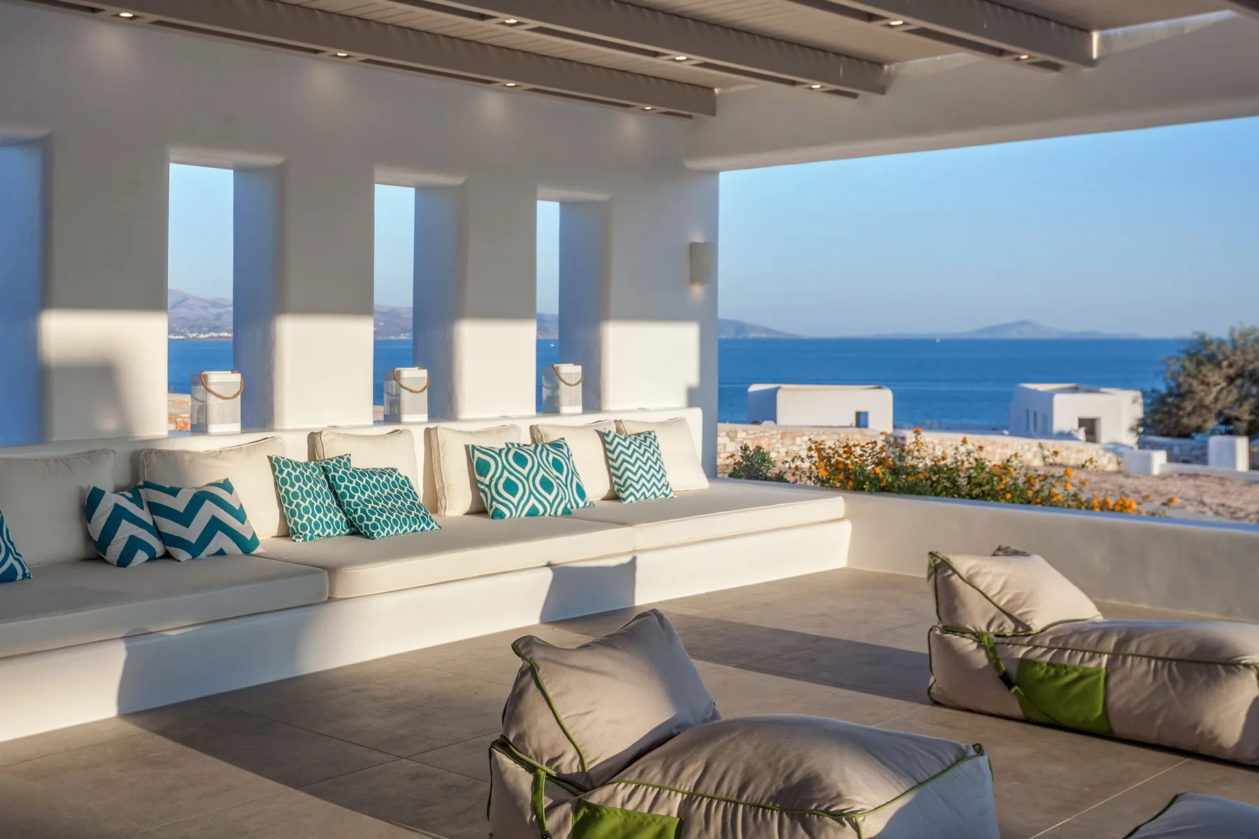 Peacock Villa in Paros
