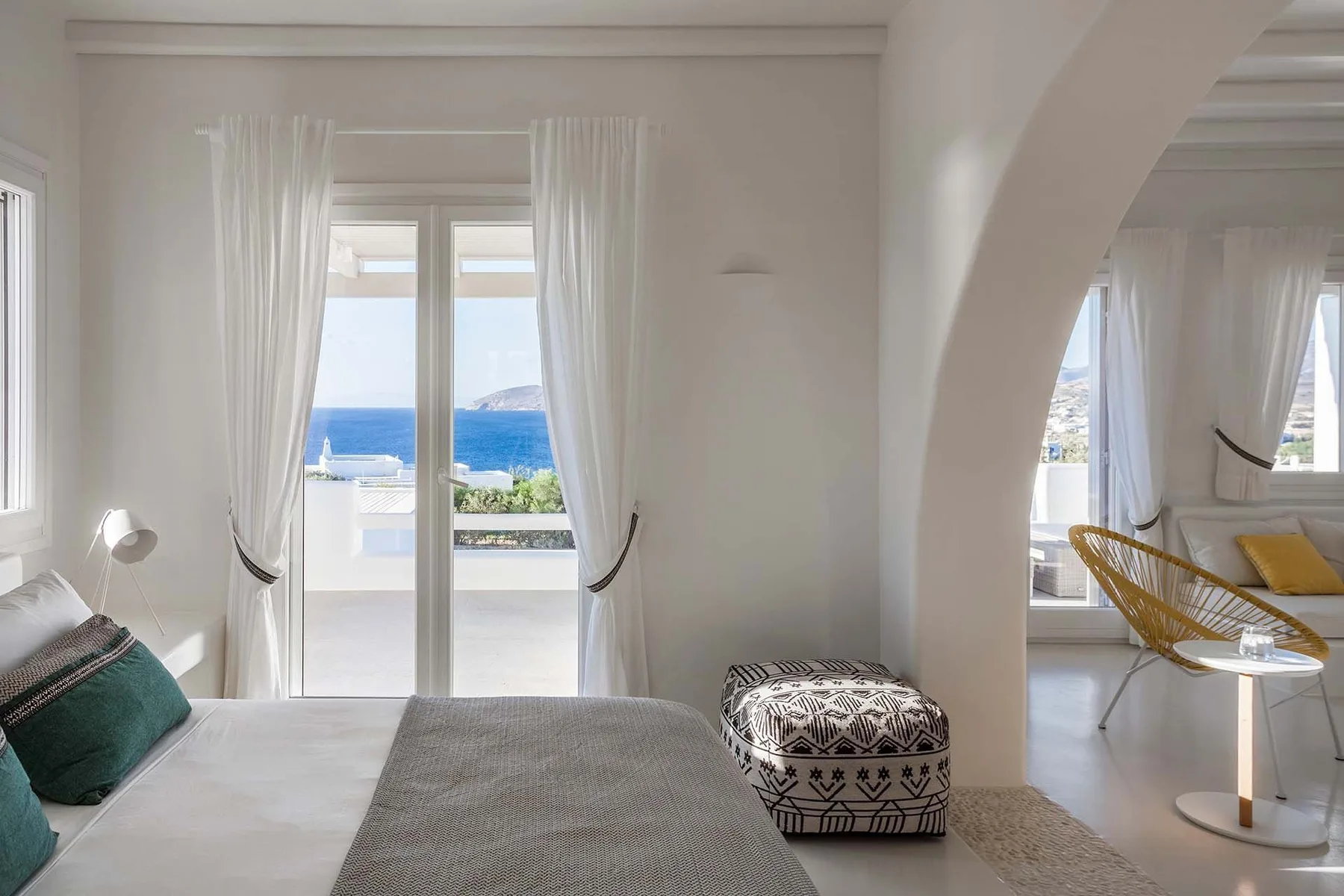 Peacock Villa in Paros