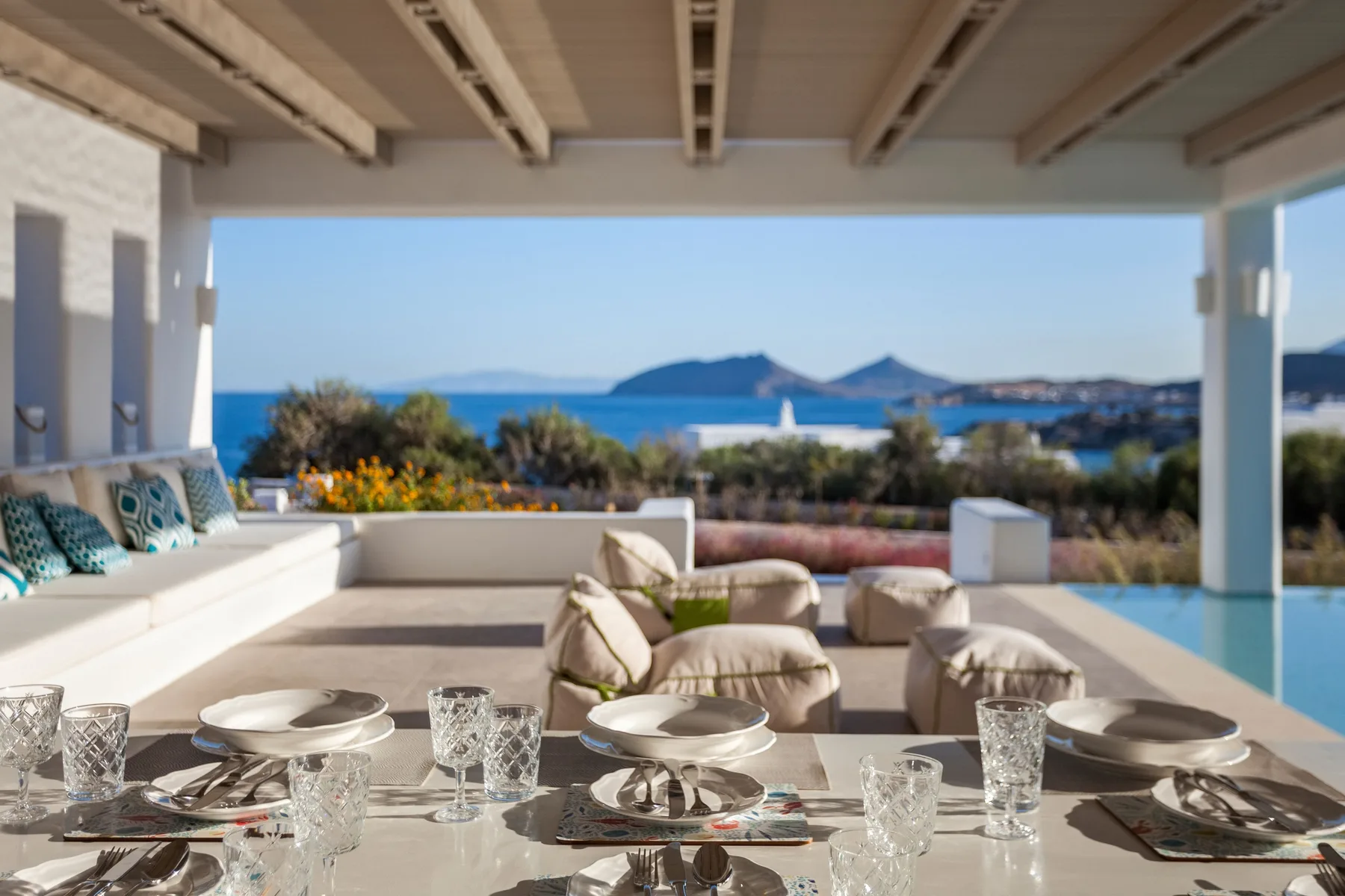 Peacock Villa in Paros