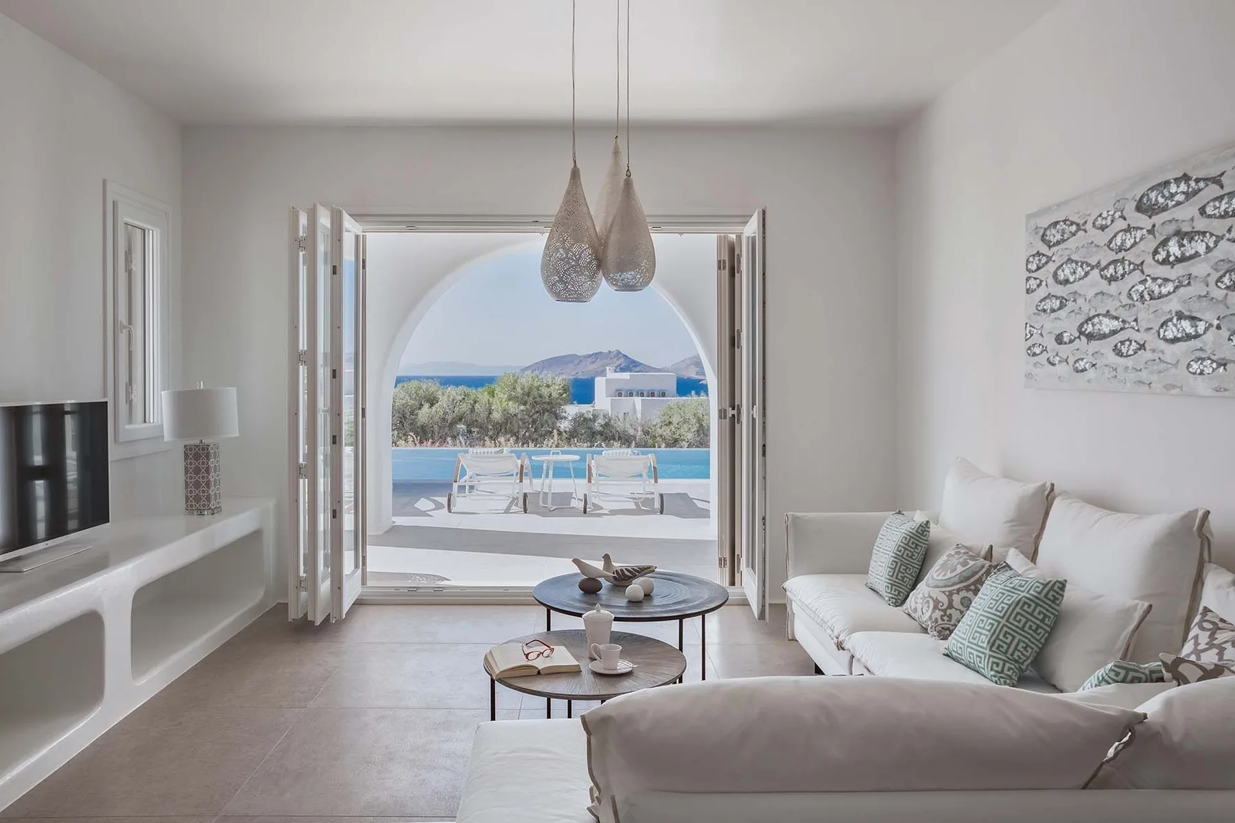 Peacock Villa in Paros
