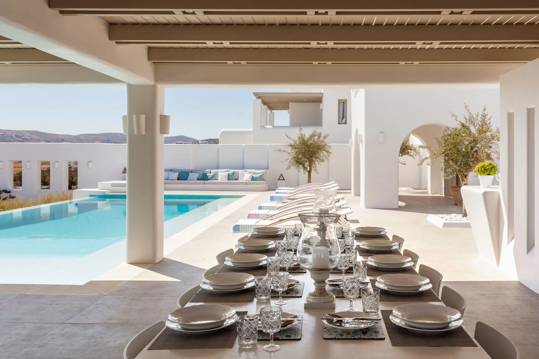 Peacock Villa in Paros