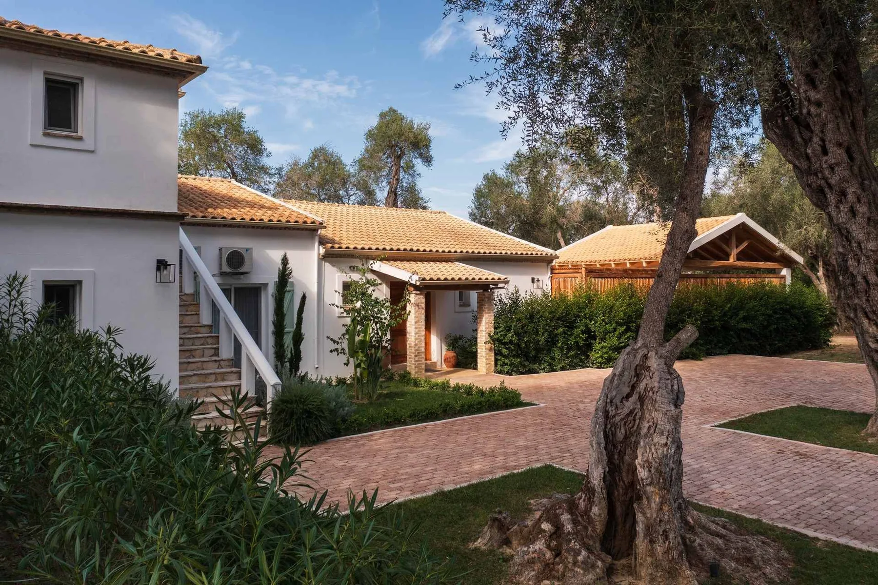 Whitney Villa in Corfu