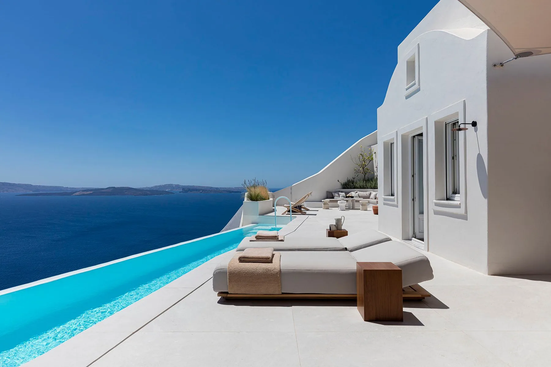 Claudette Villa in Santorini