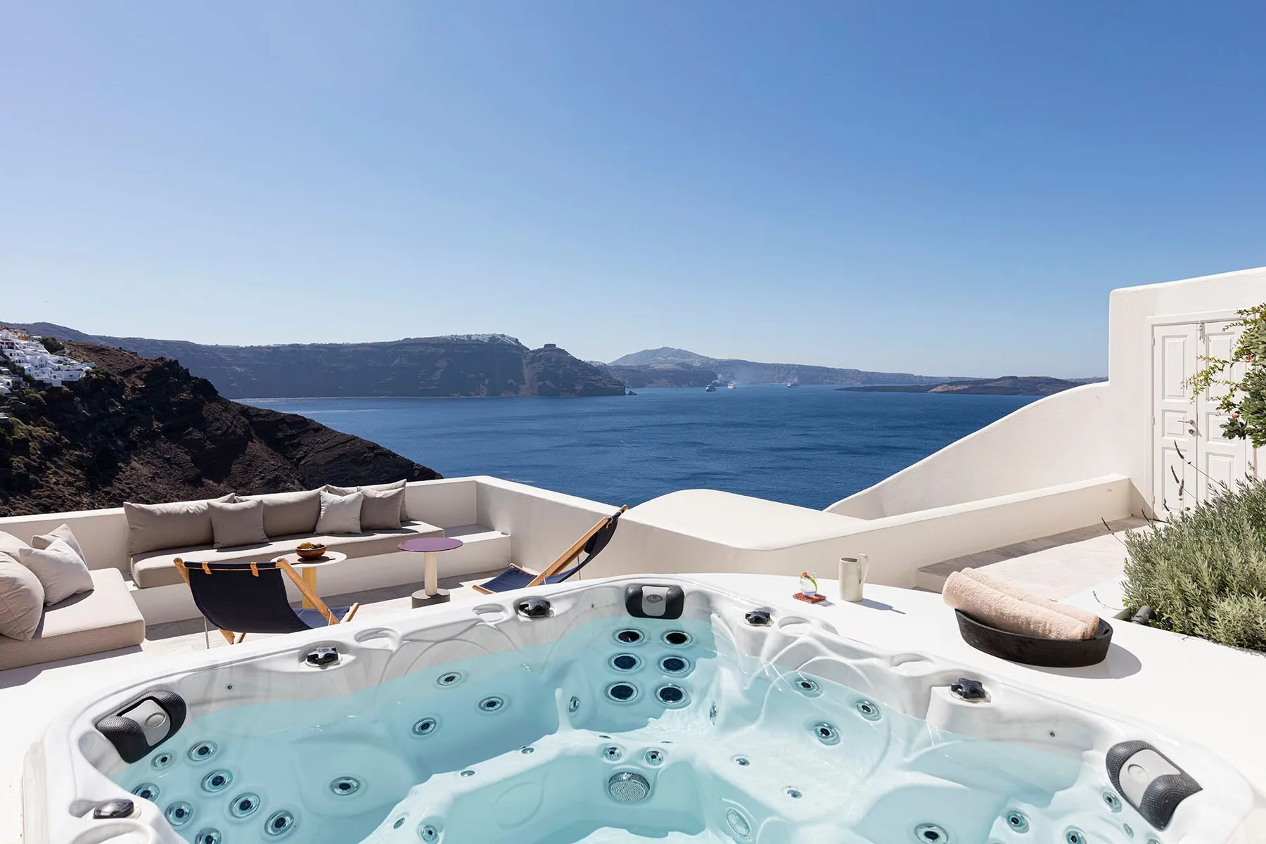 Claudette Villa in Santorini