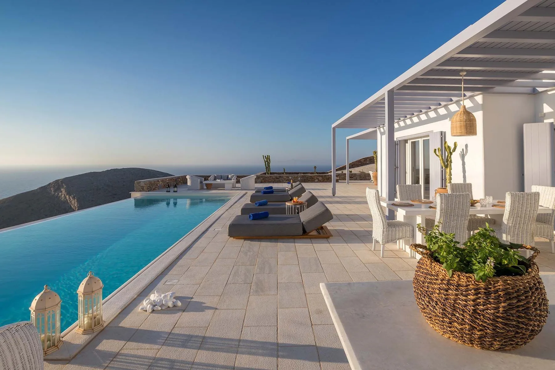 Ember Villa in Syros