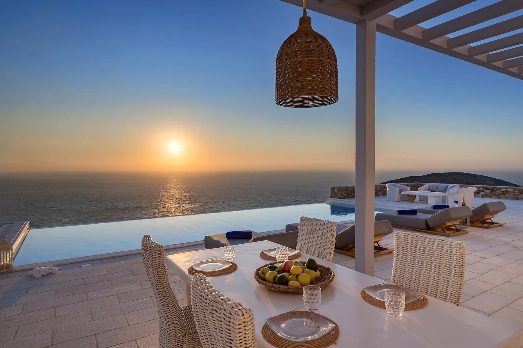 Ember Villa in Syros