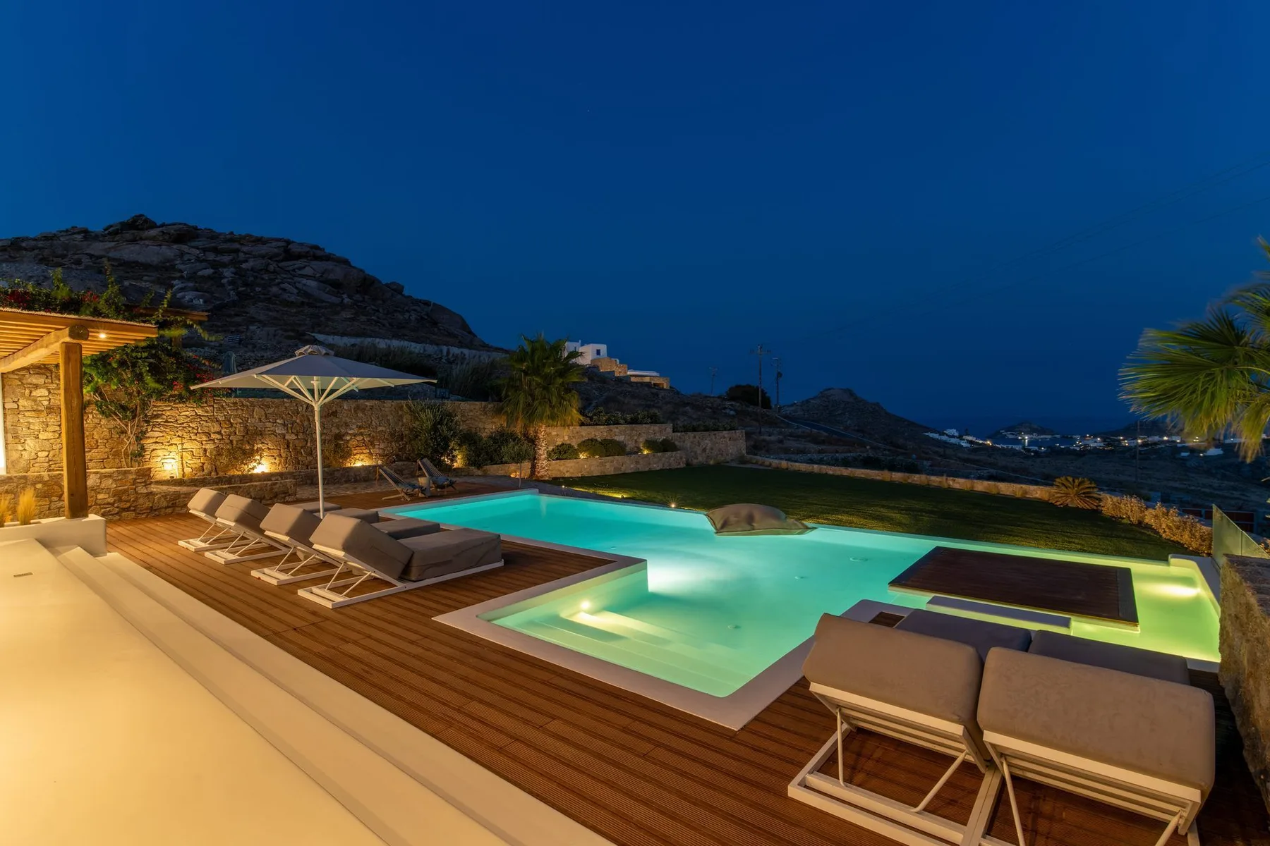 Silk villa in Mykonos