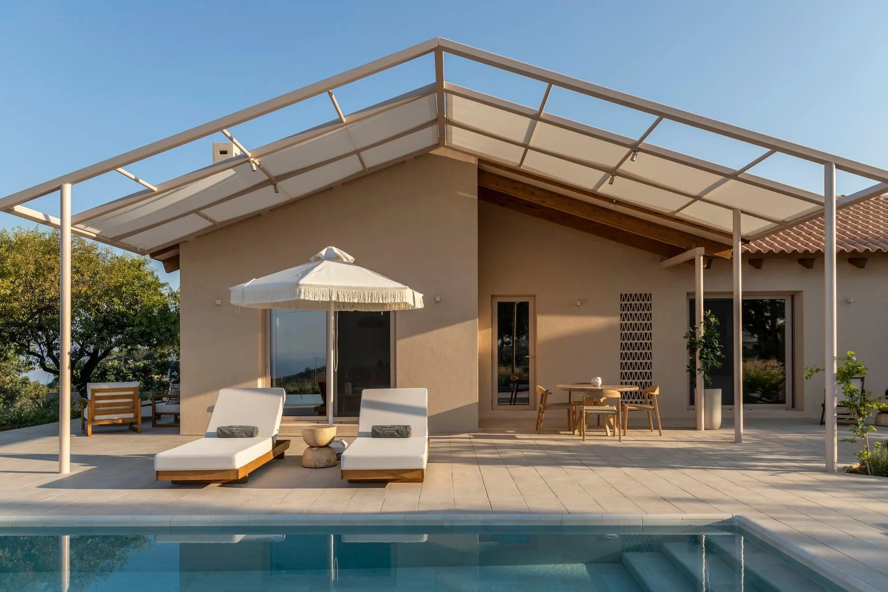 Chestnut villa in Kefalonia