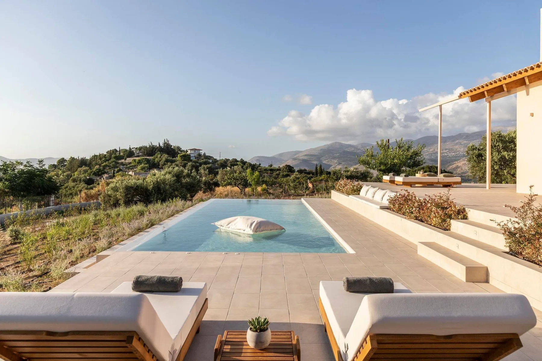 Chestnut villa in Kefalonia