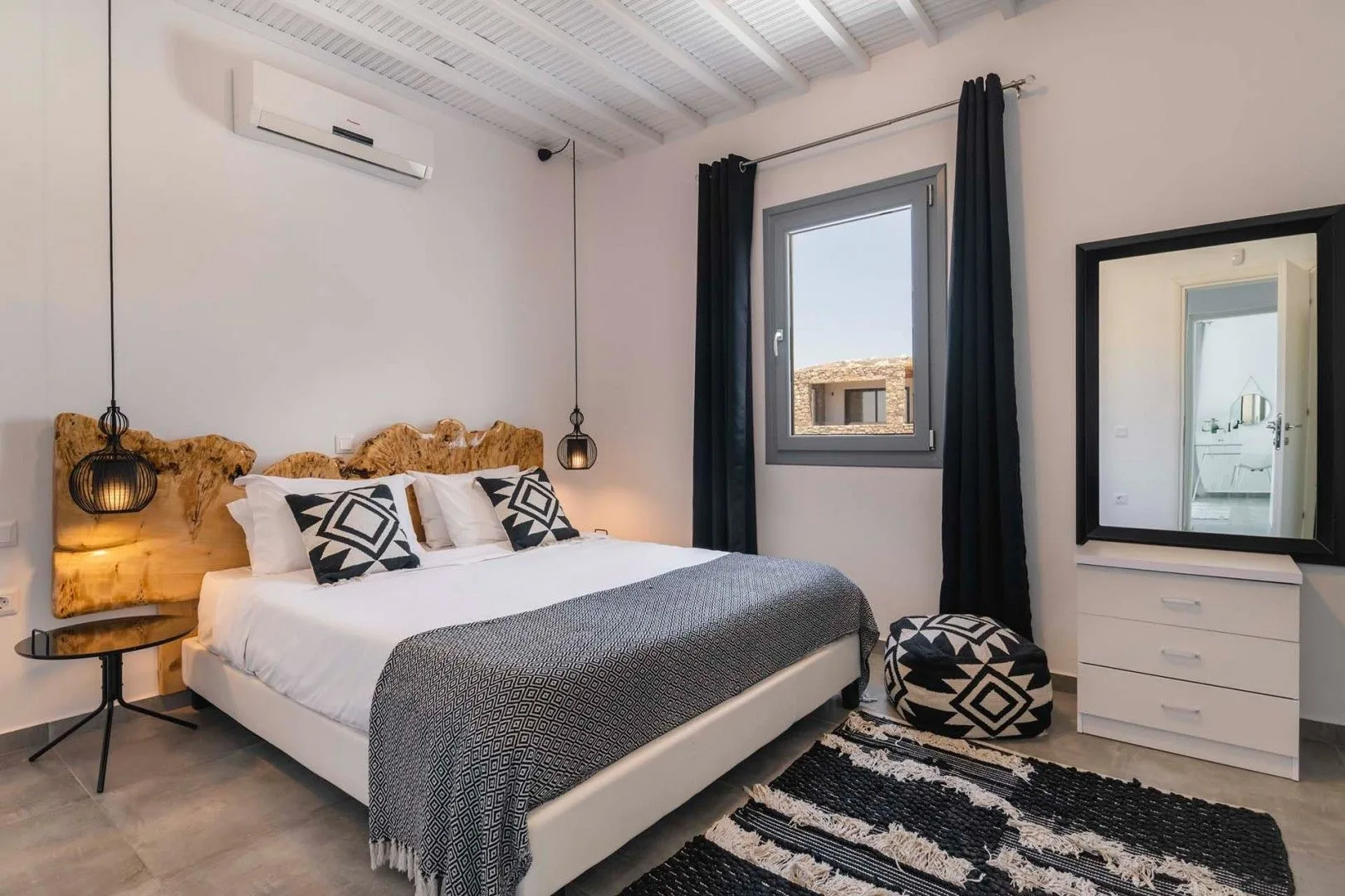 Ivory Grand villa in Mykonos