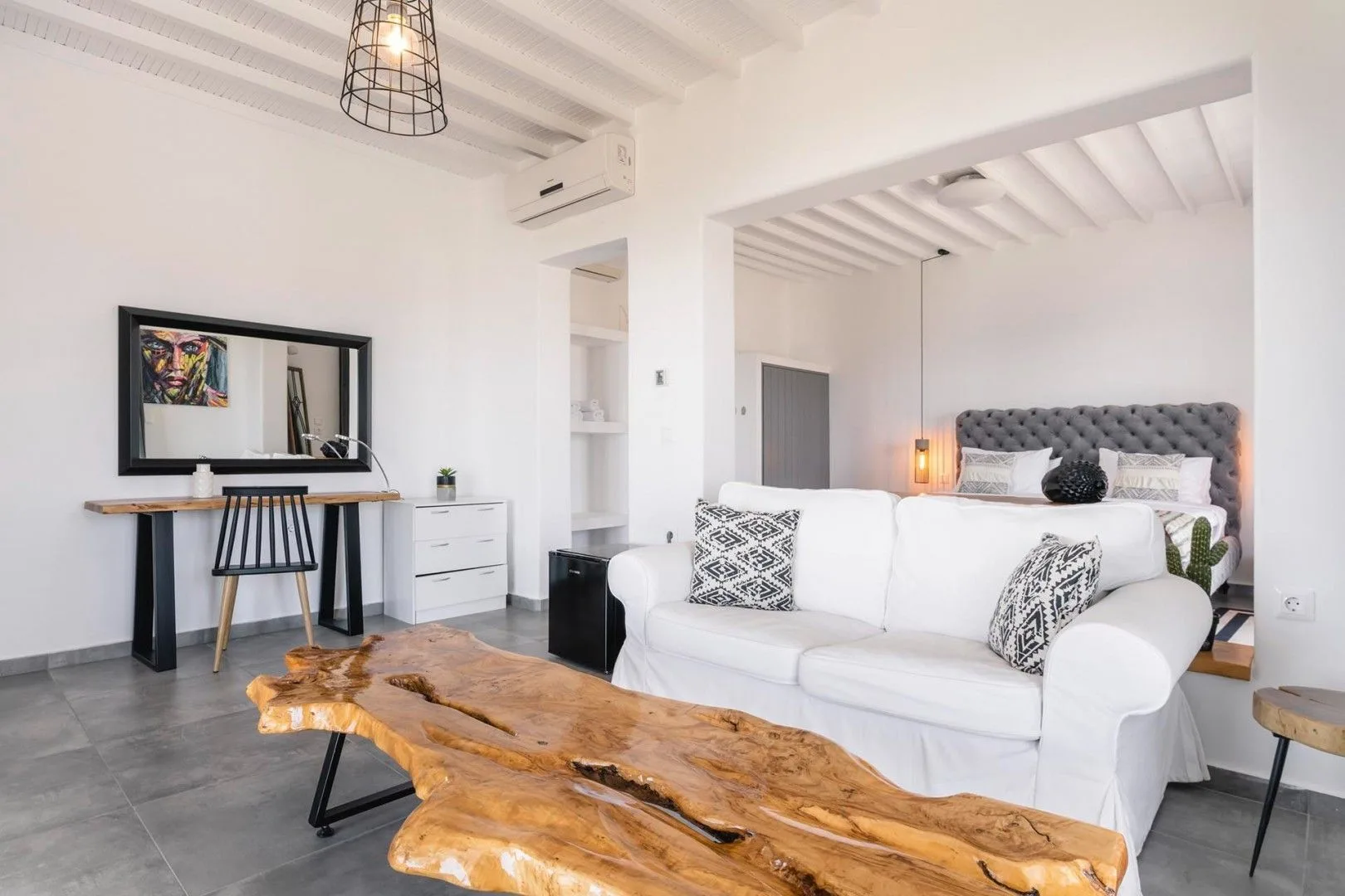 Ivory Grand villa in Mykonos