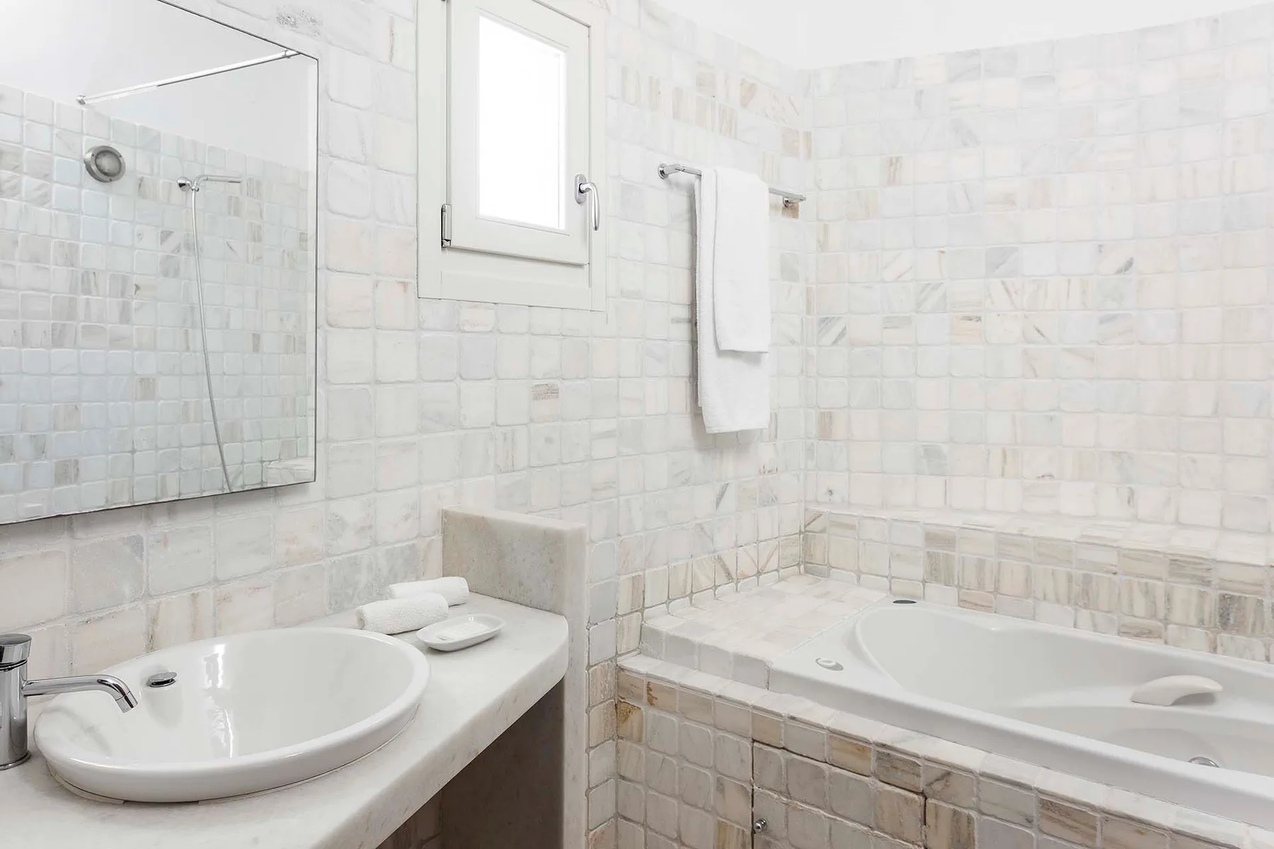 Lugano villa in Mykonos