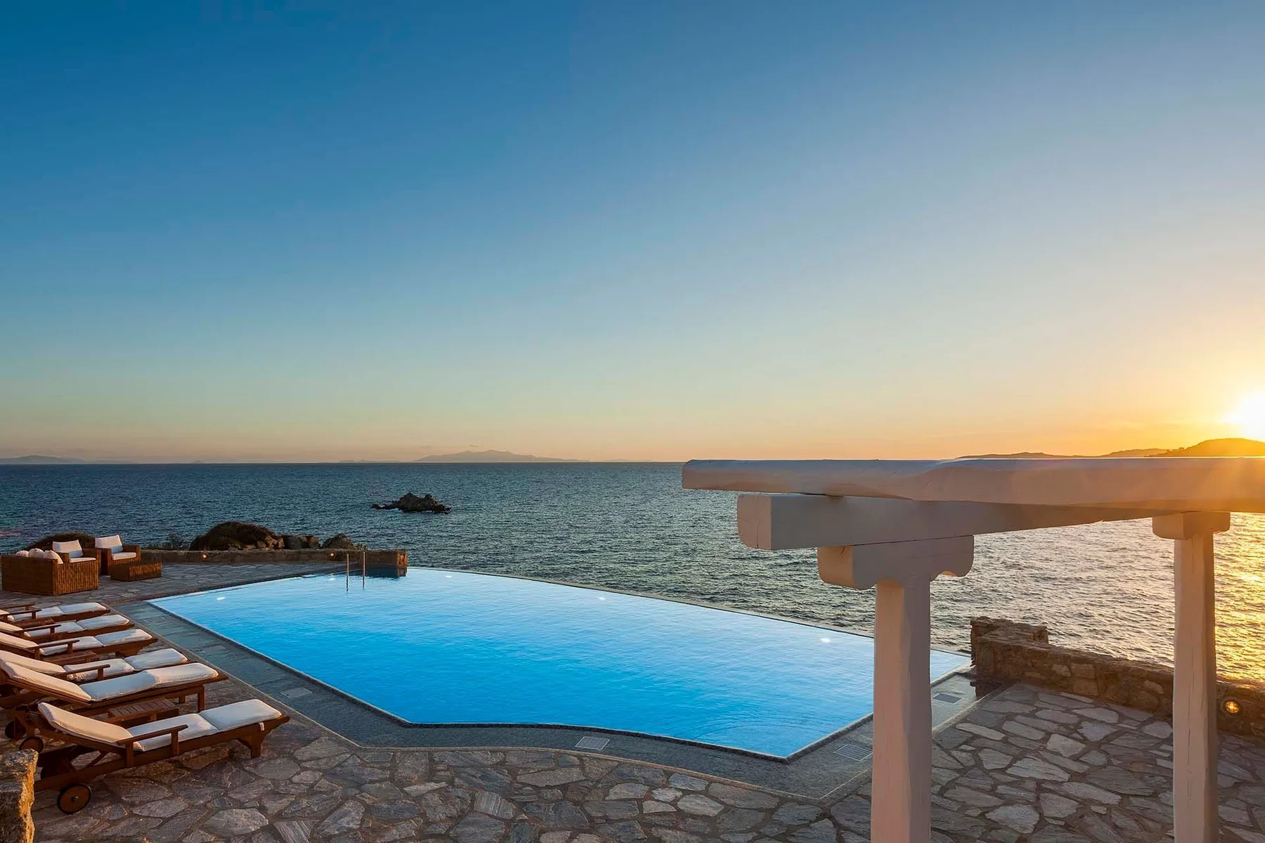 Lugano villa in Mykonos