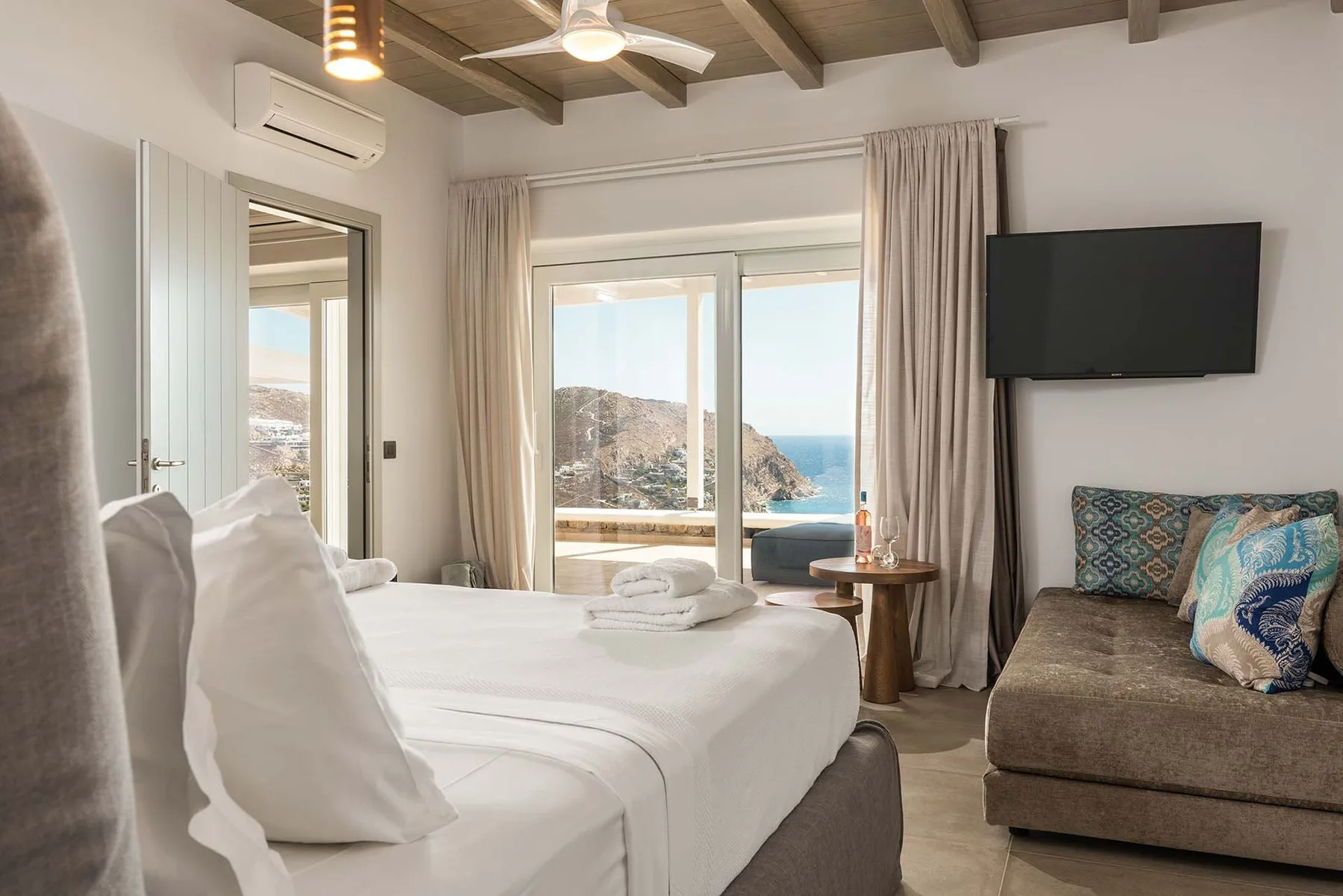 Starlight villa in Mykonos