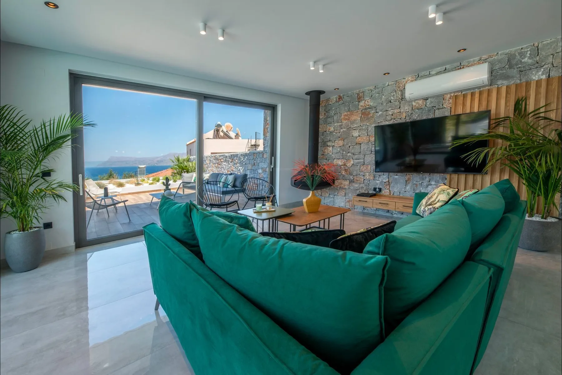 Hazel Villa in Crete