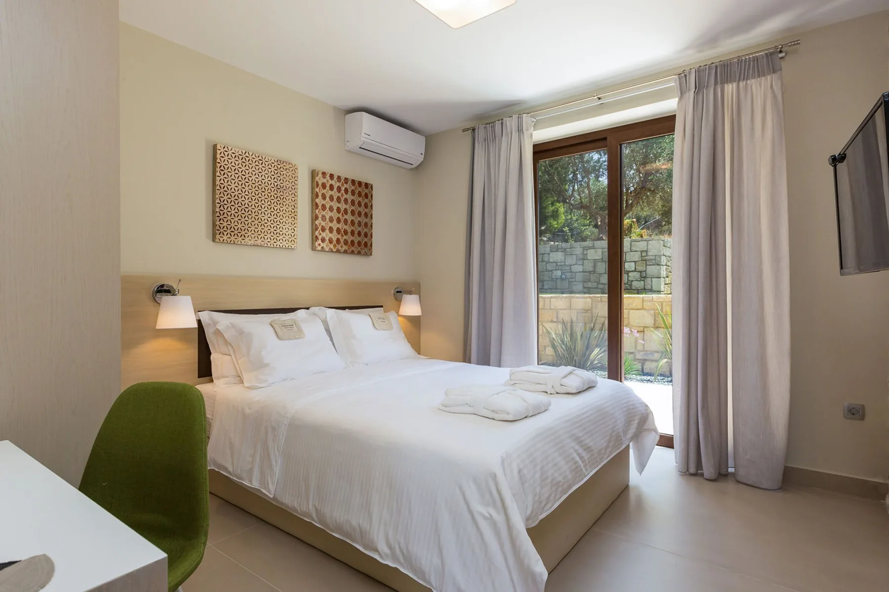 Hazel Villa in Crete