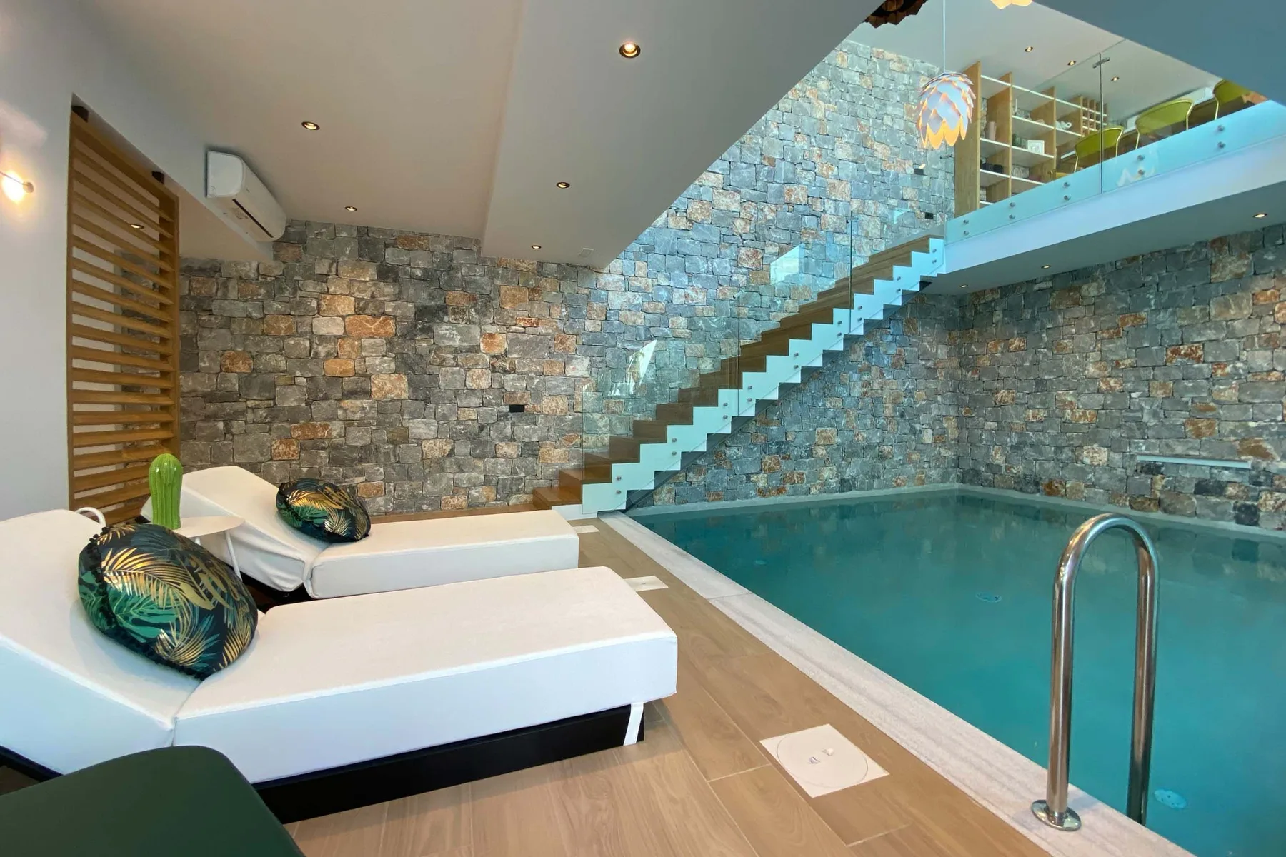 Hazel Villa in Crete