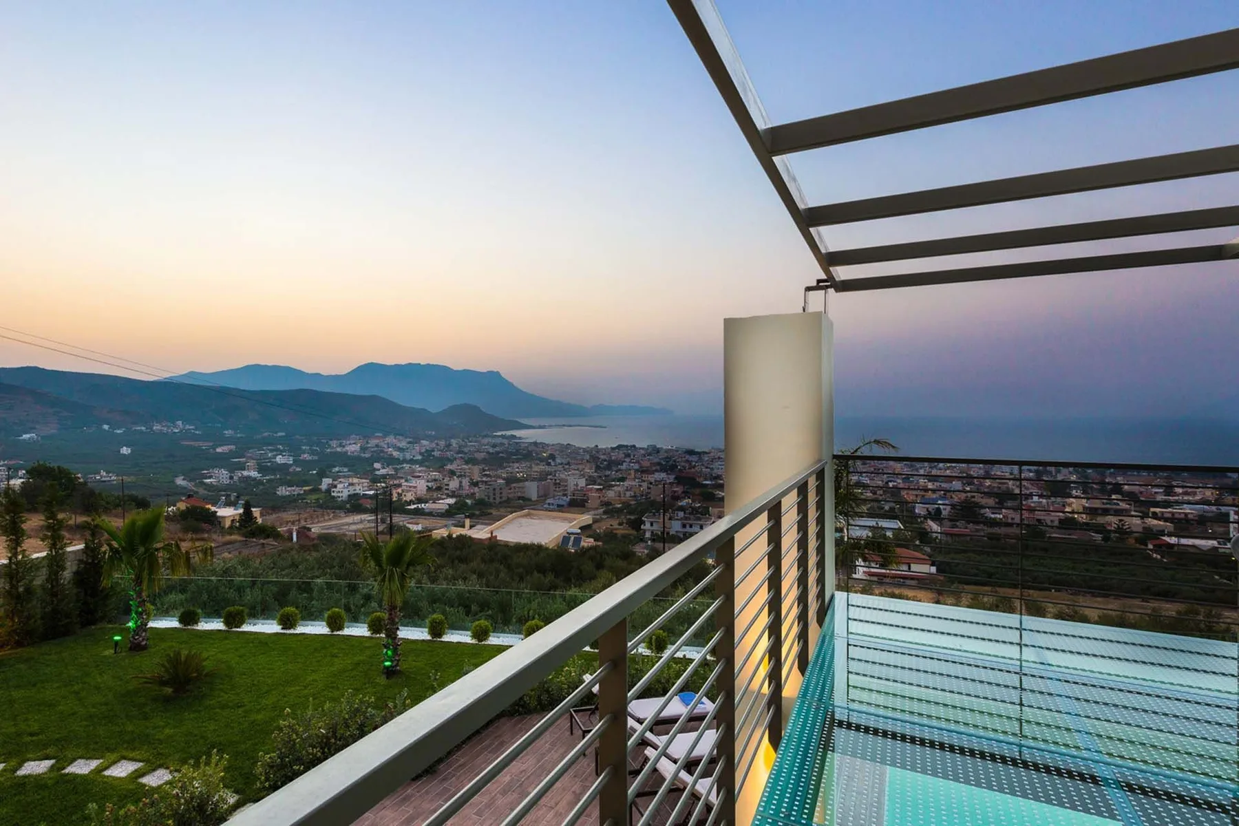 Hazel Villa in Crete