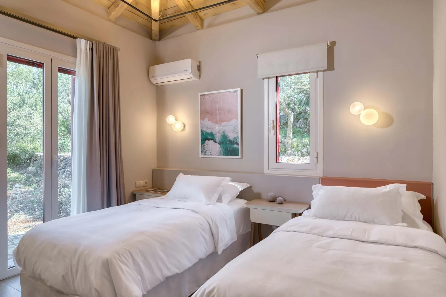 Saffron villa in Lefkada