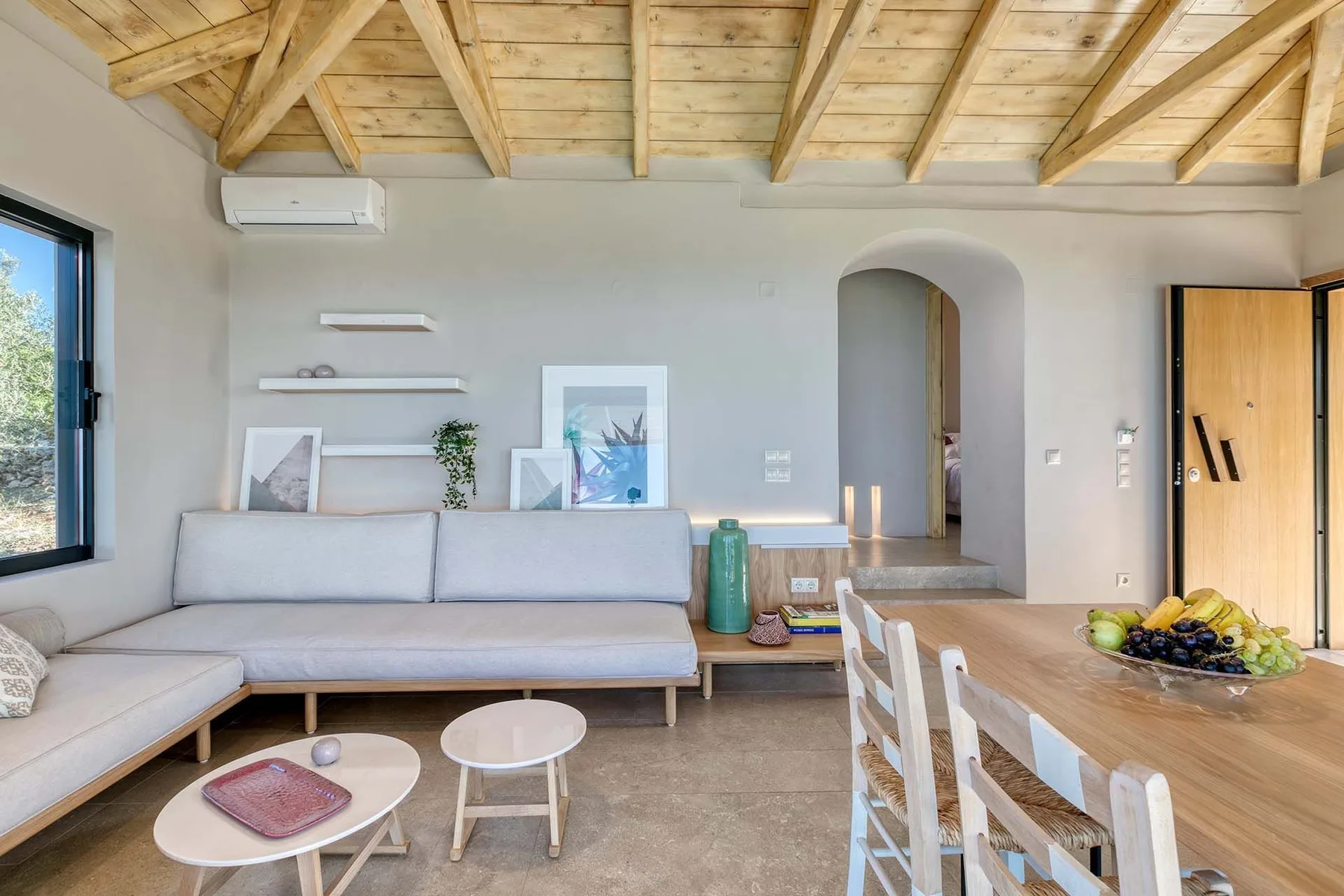 Saffron villa in Lefkada