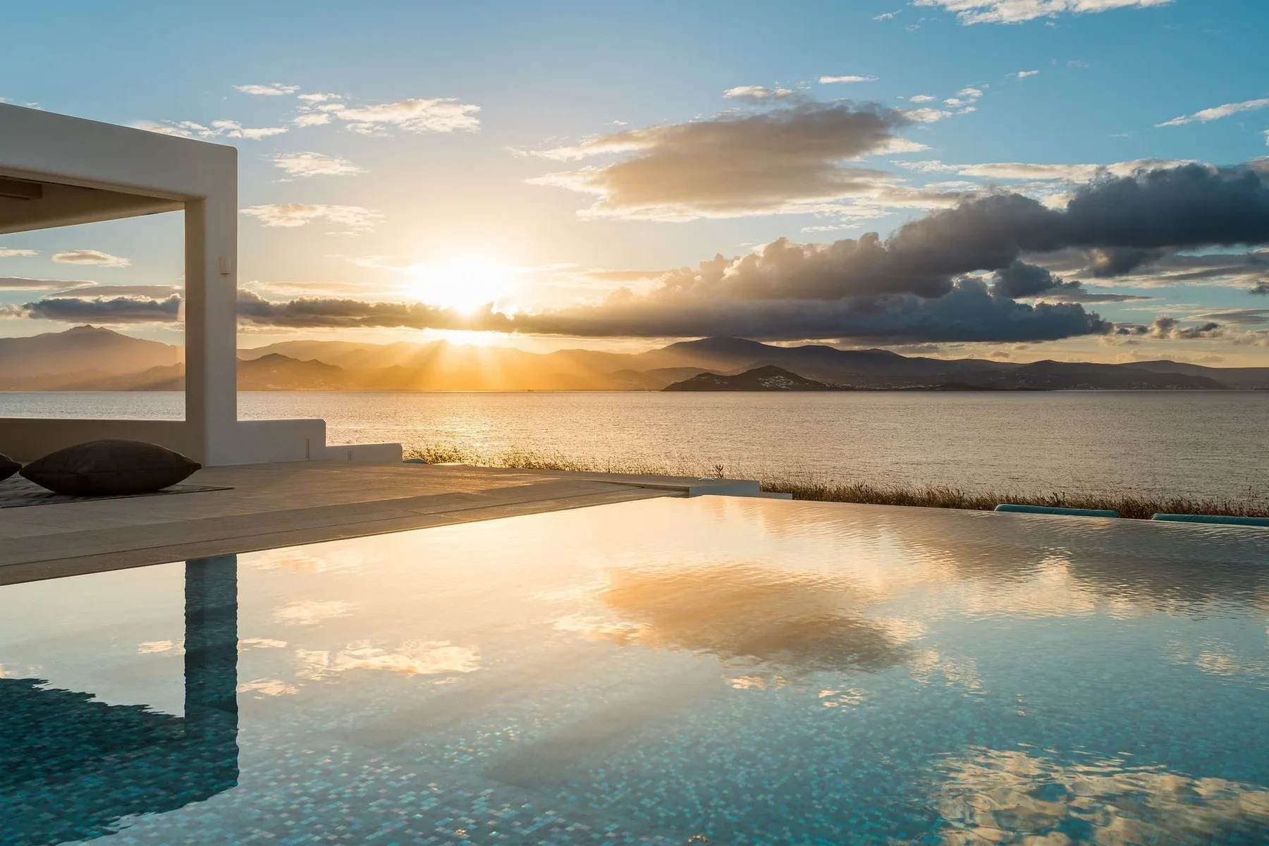 Amazon villa in Paros