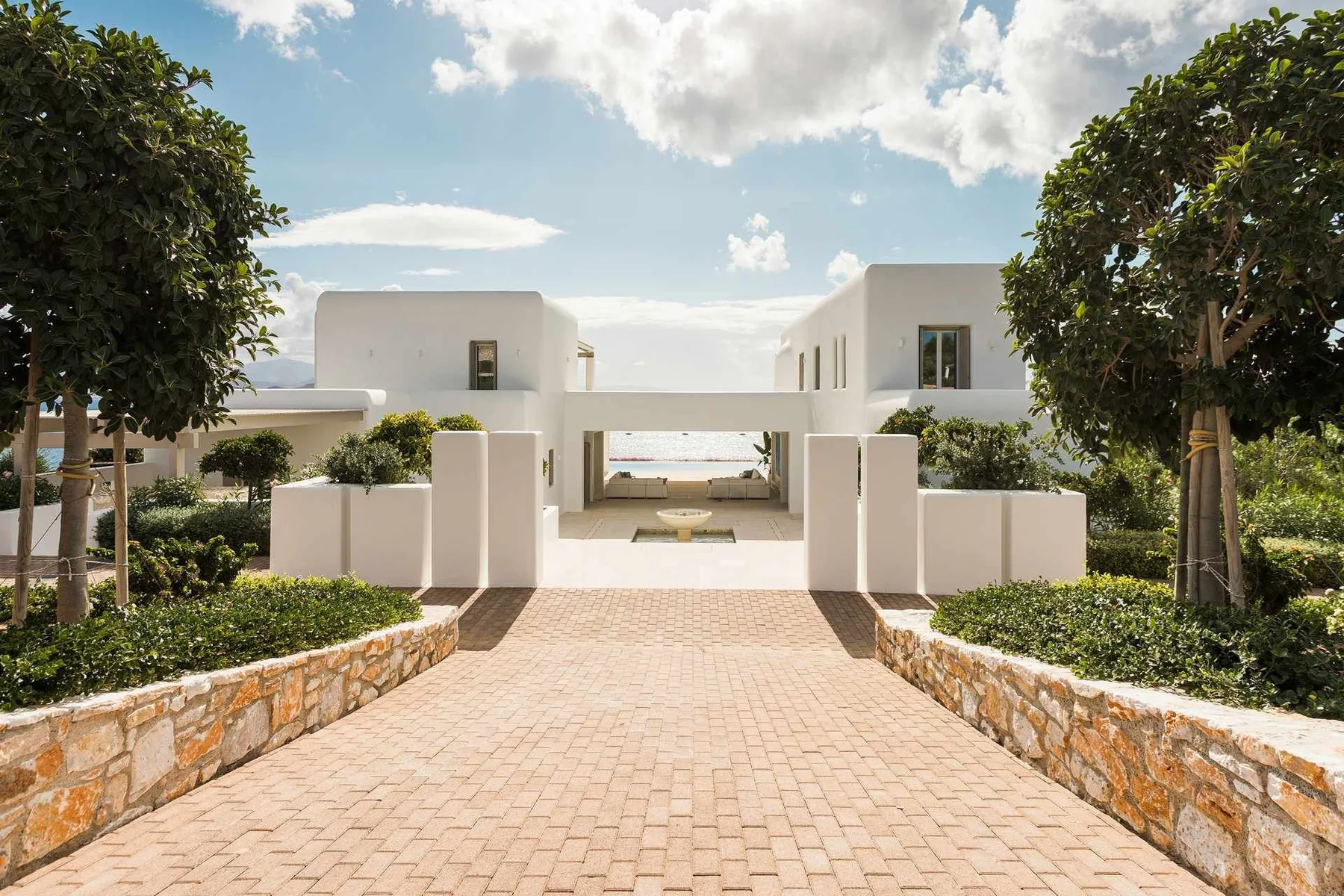 Amazon villa in Paros