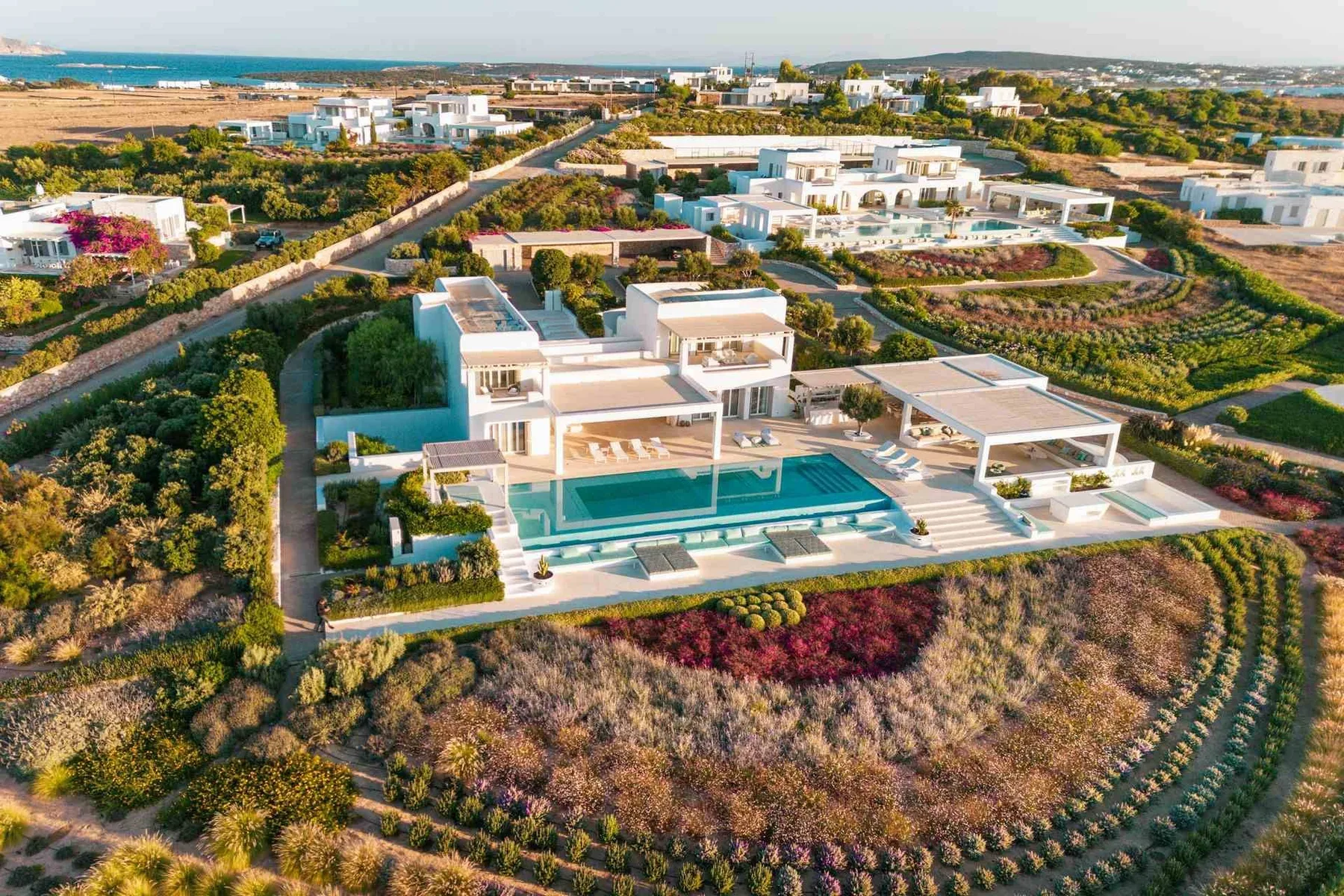 Amazon villa in Paros