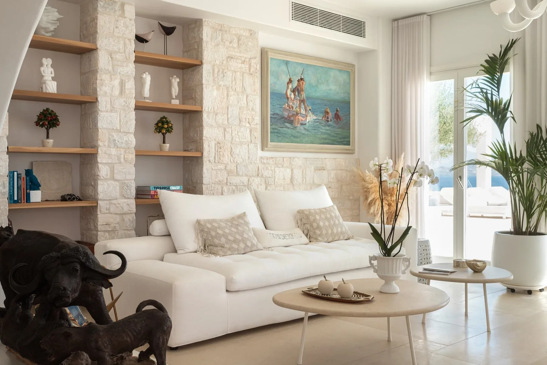 Amazon villa in Paros