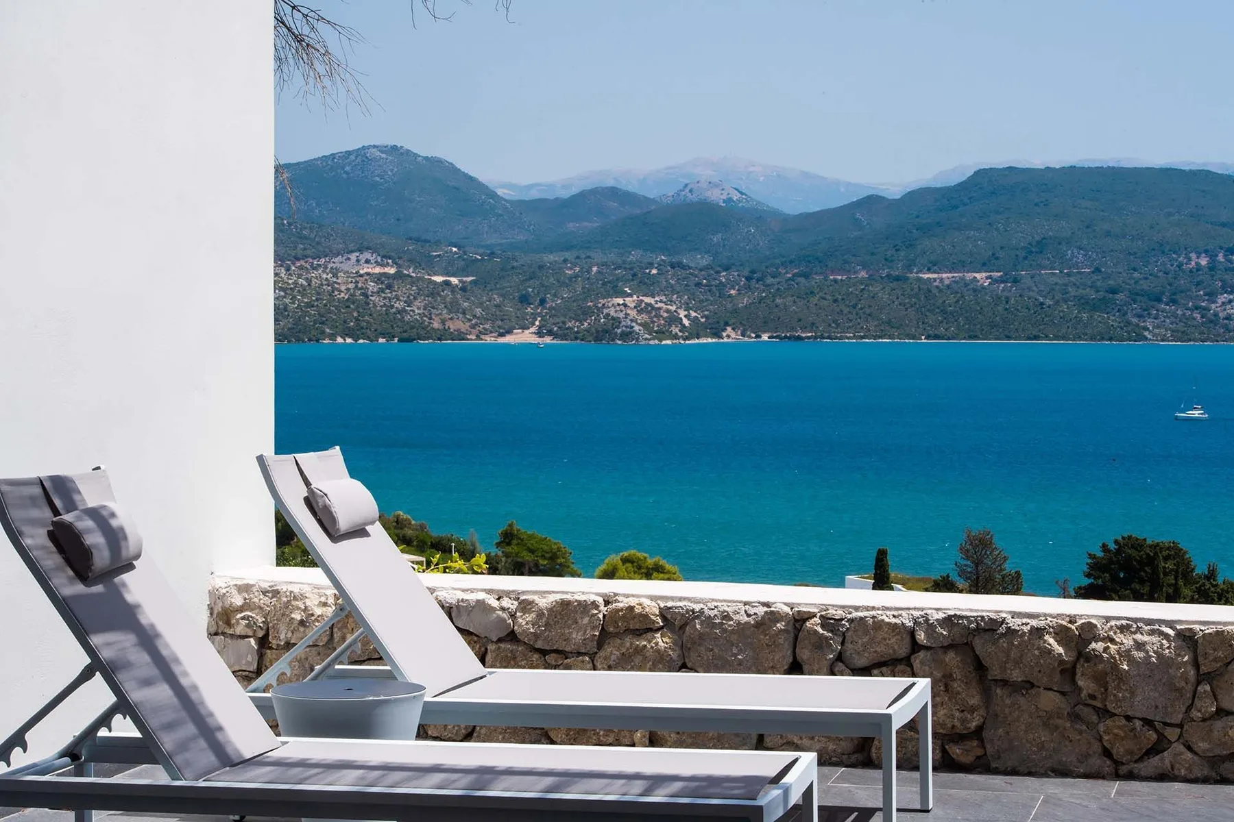 Hibiscus villa in Lefkada