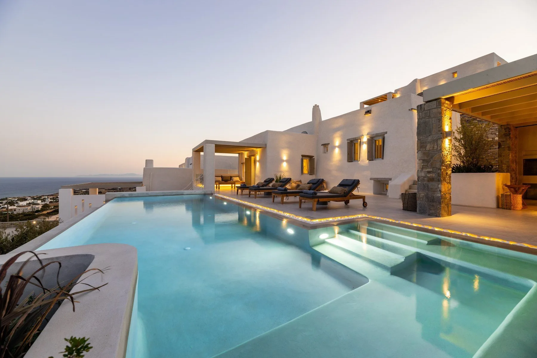 Clementine Villa in Paros