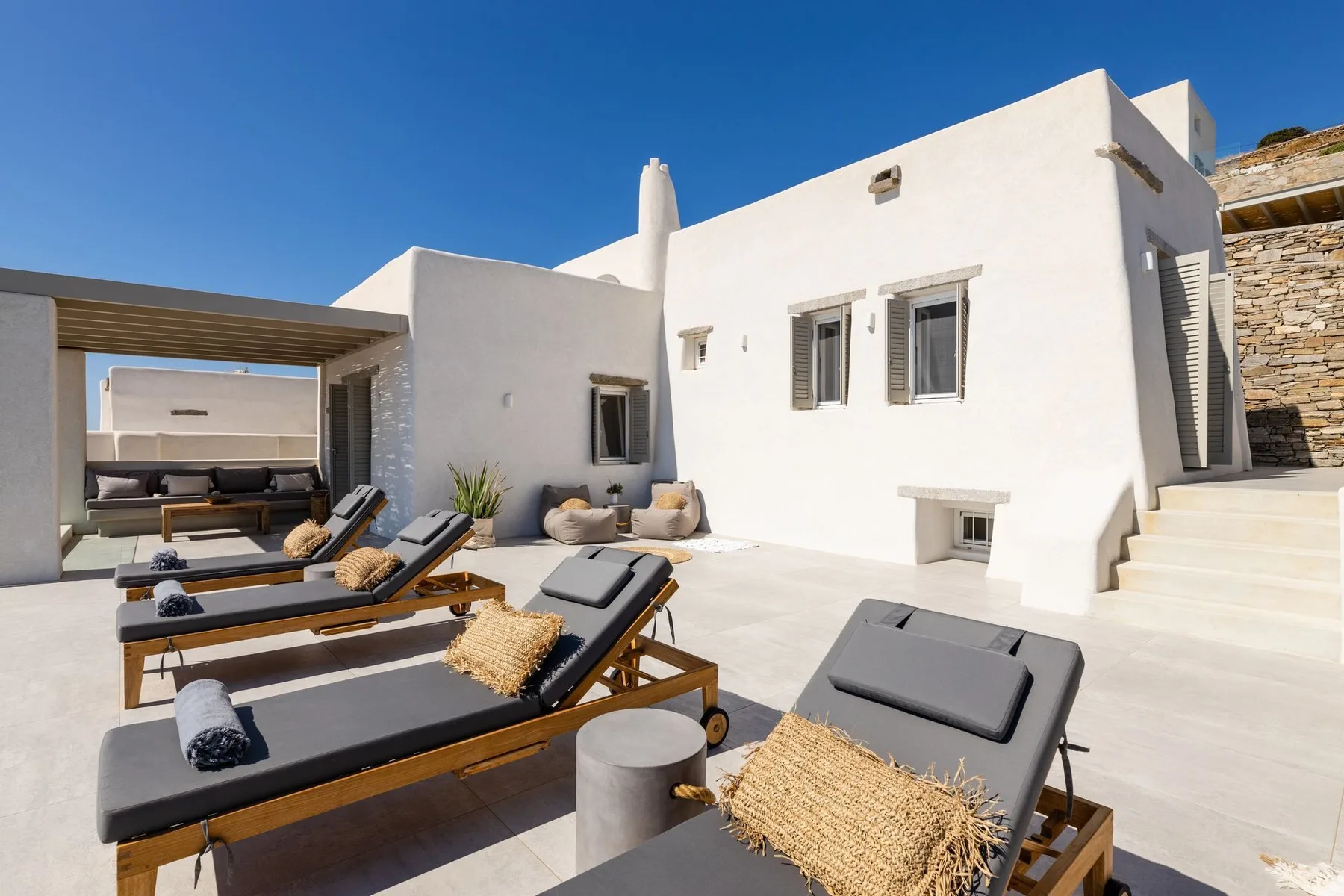 Clementine Villa in Paros
