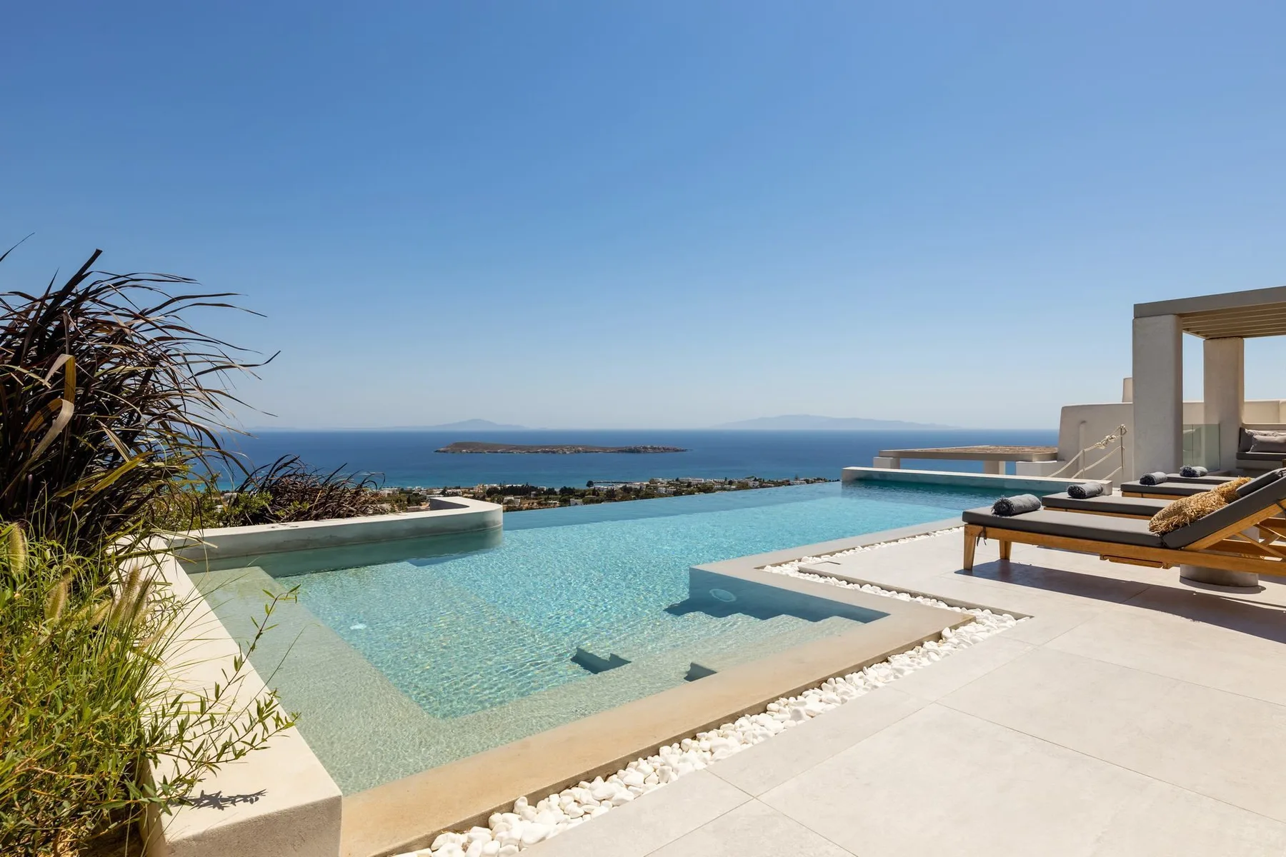 Clementine Villa in Paros