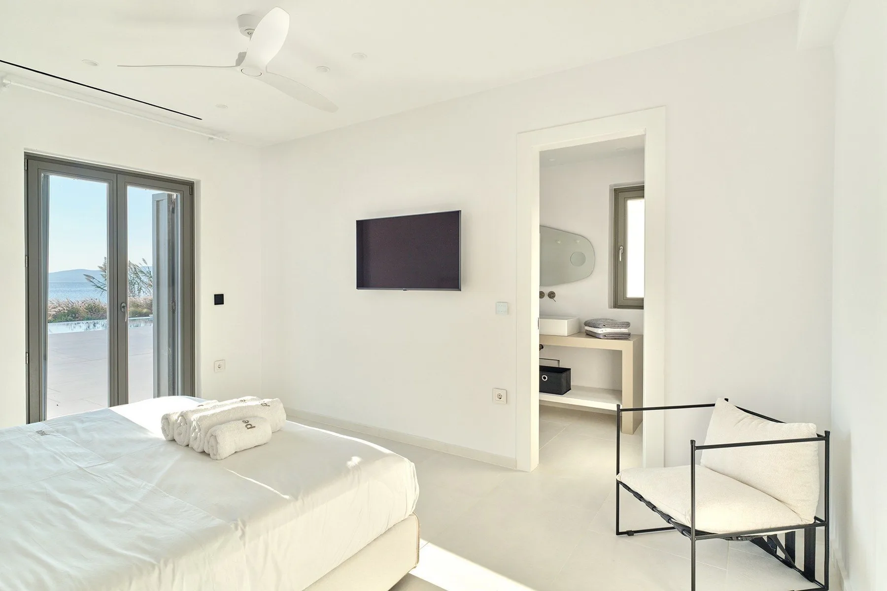 Lunet Villa in Paros