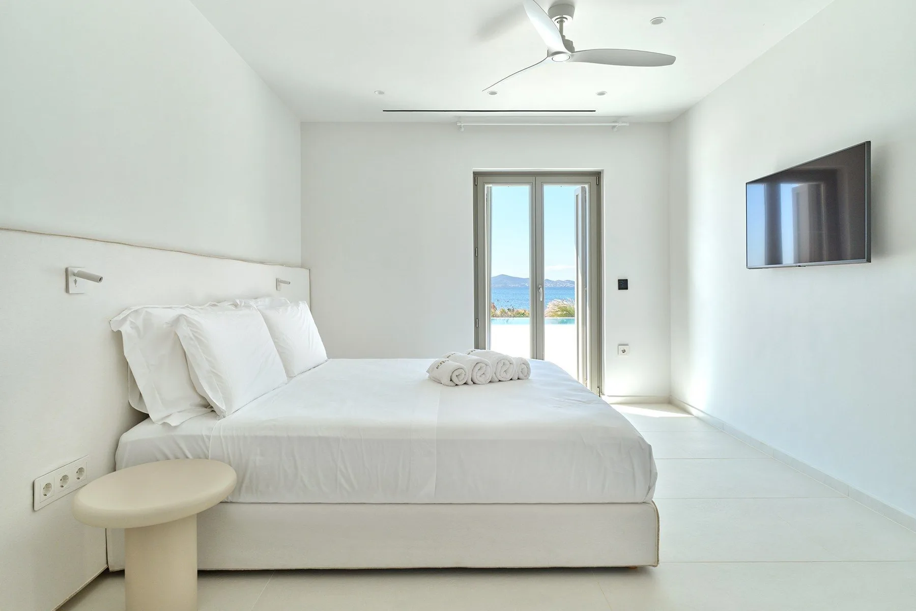 Lunet Villa in Paros